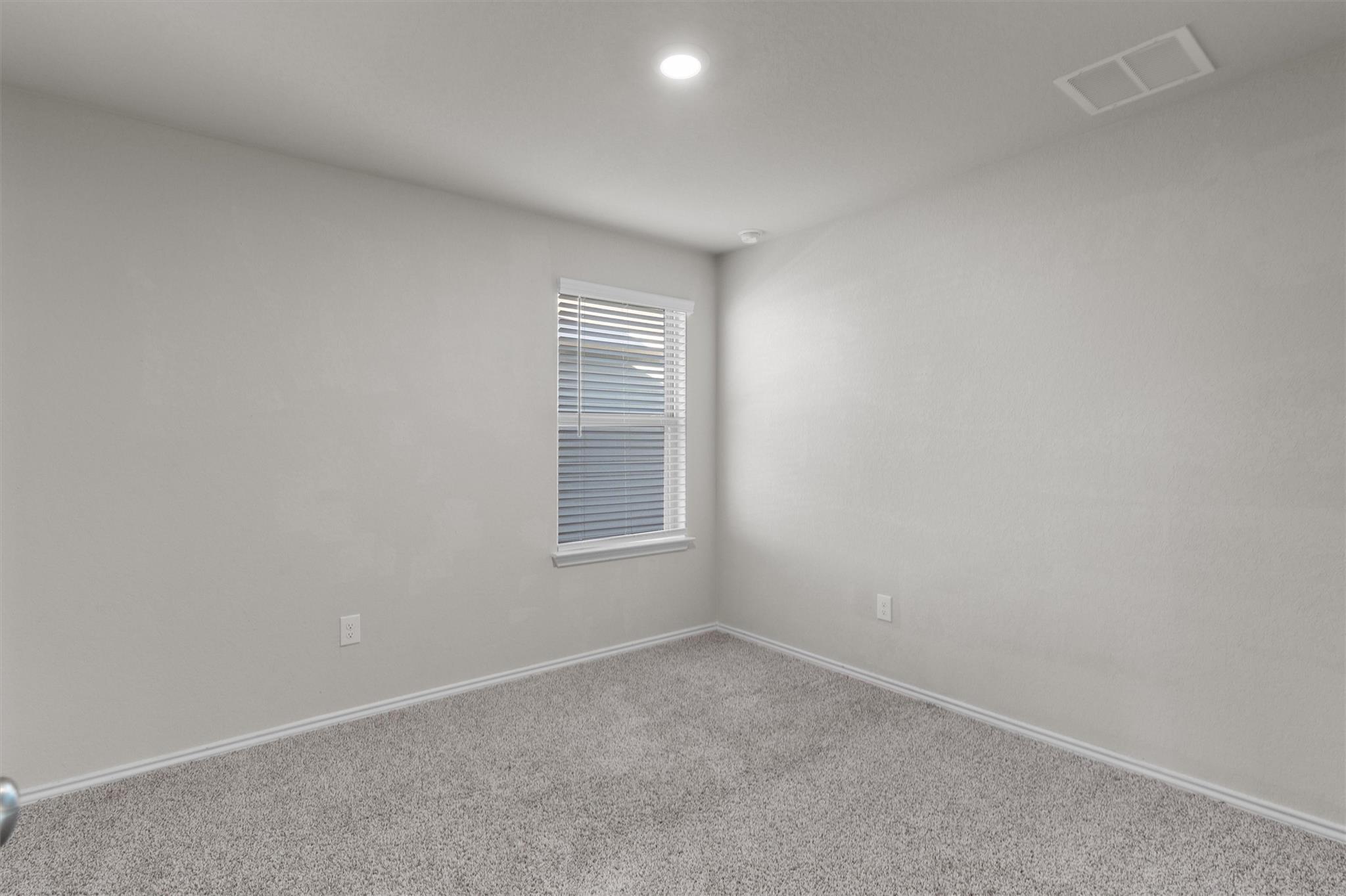 222 Jaycen Ln, New Braunfels, TX 78130