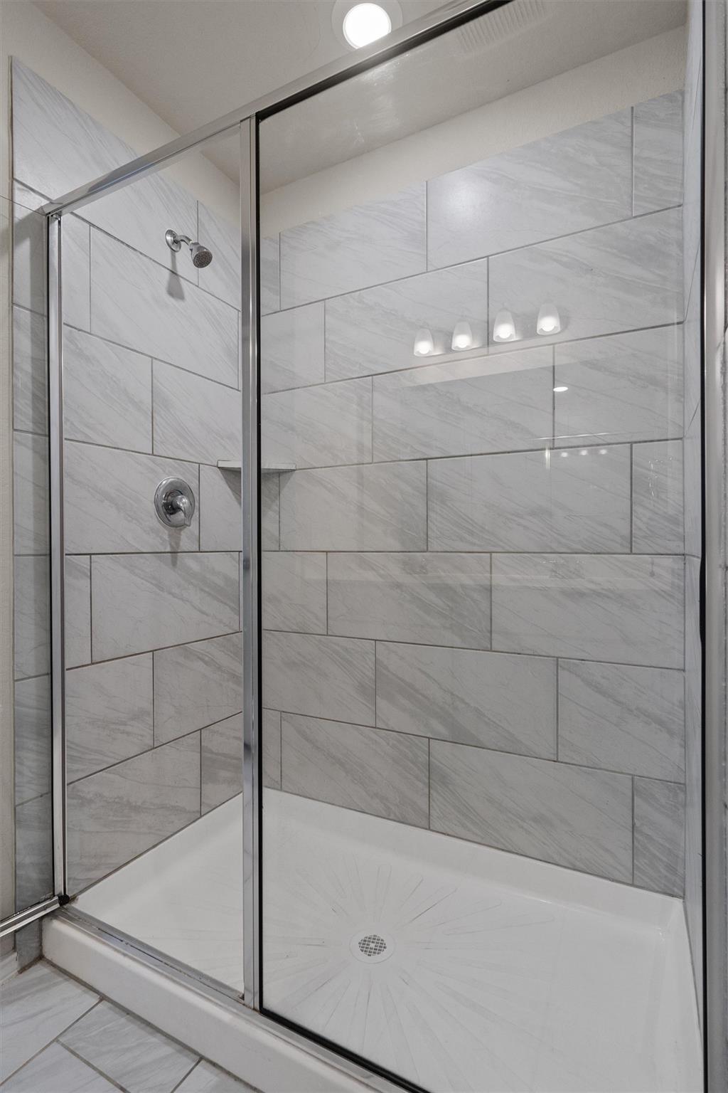 222 Jaycen Ln, New Braunfels, TX 78130