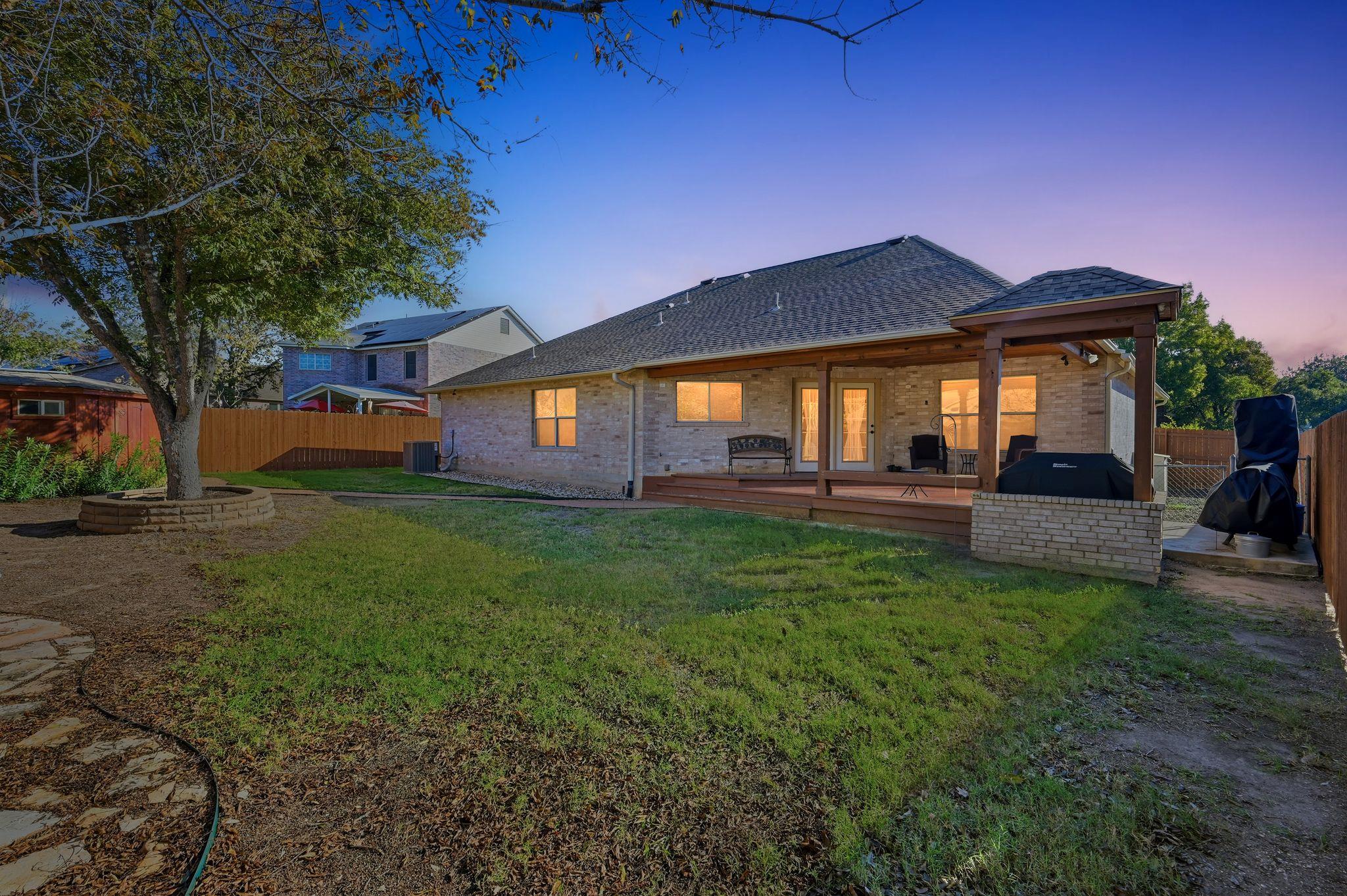 903 E Olympic Dr, Pflugerville, TX 78660