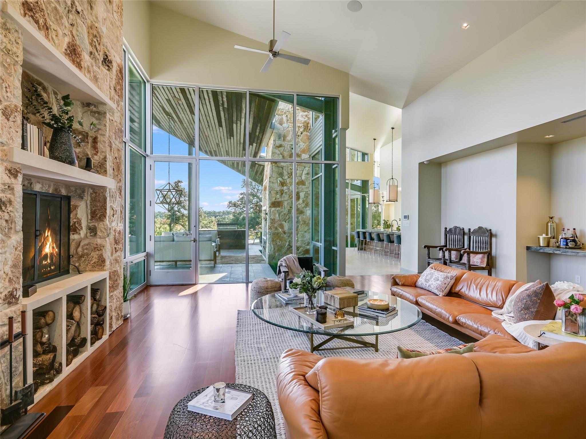 1946 Backbone Rdg, Wimberley, TX 78666