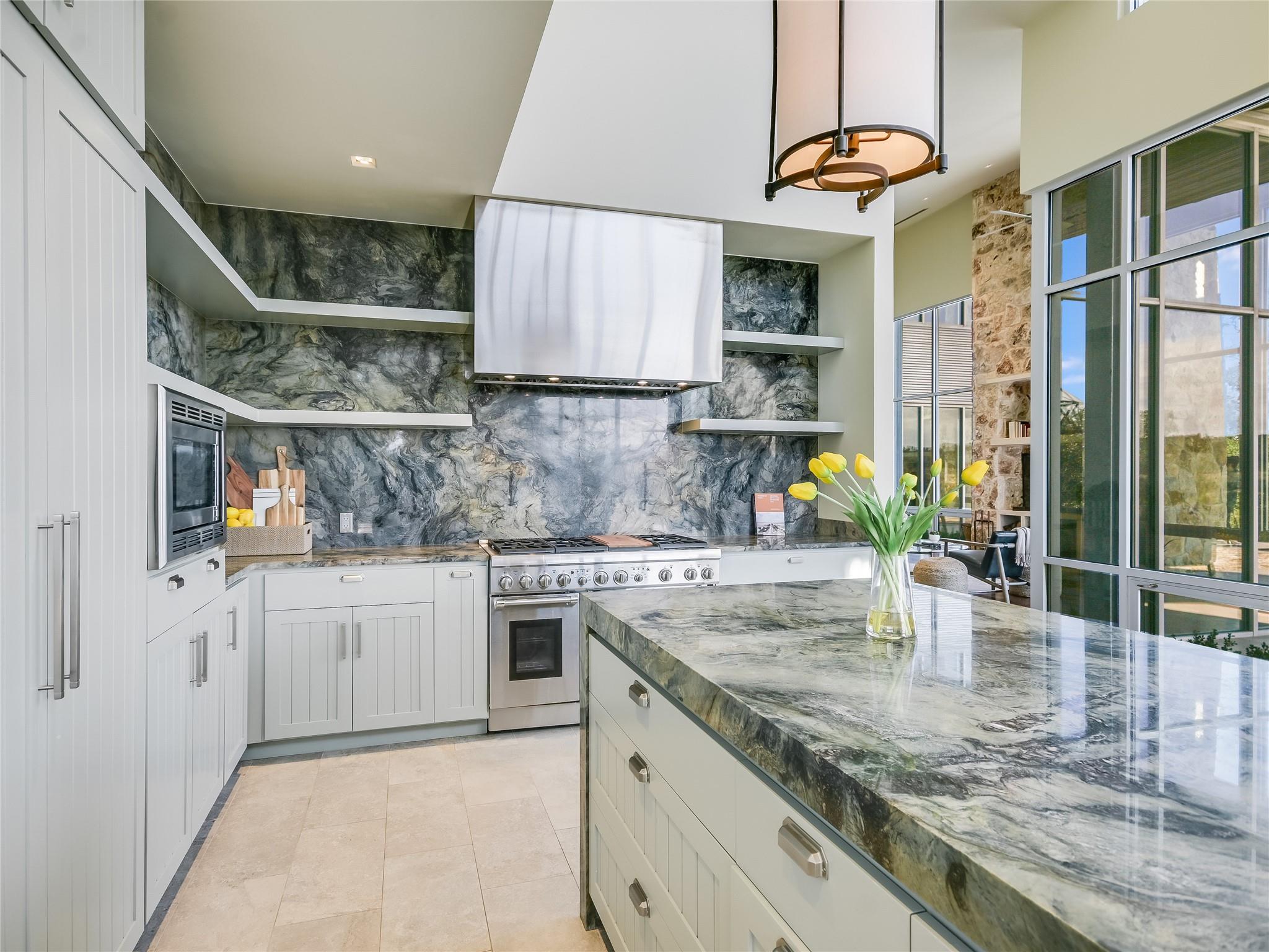 1946 Backbone Rdg, Wimberley, TX 78666