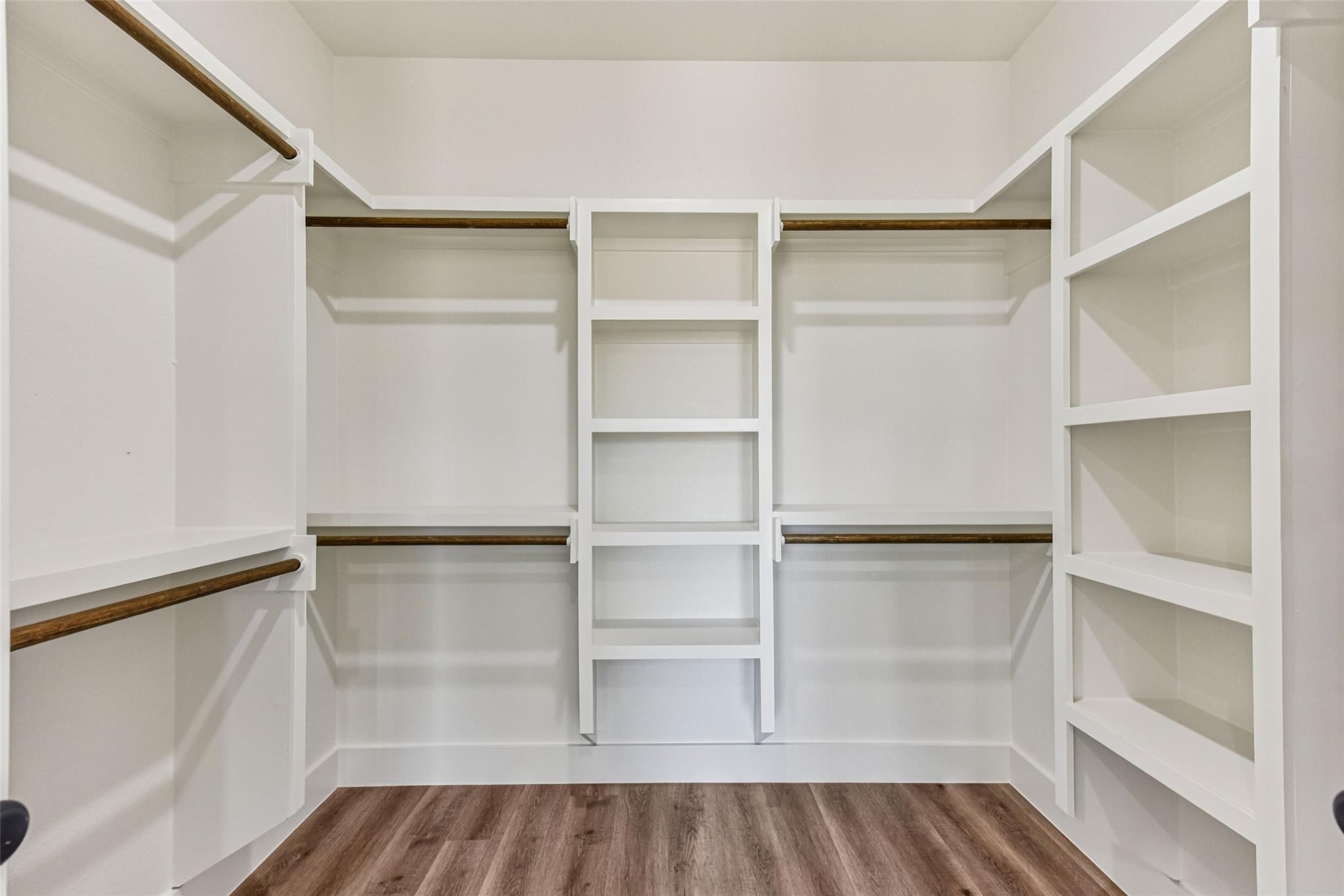 11060 Eagle Walk Blvd, Salado, TX 76571