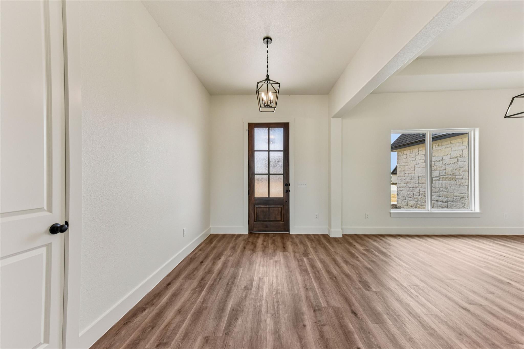 11060 Eagle Walk Blvd, Salado, TX 76571