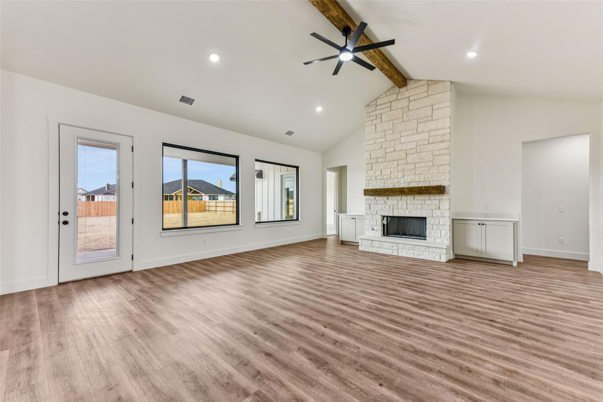 11060 Eagle Walk Blvd, Salado, TX 76571