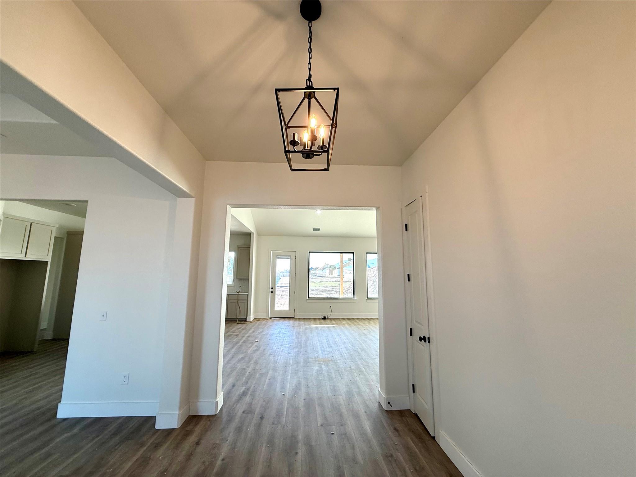 11060 Eagle Walk Blvd, Salado, TX 76571