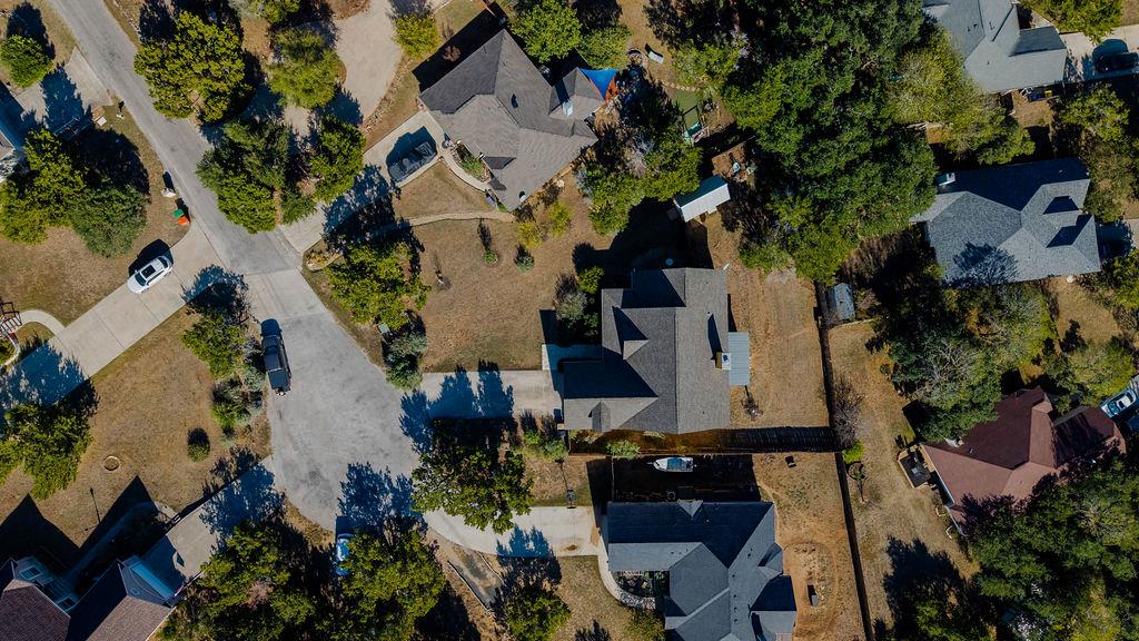 11 Elmwood Cir, Wimberley, TX 78676