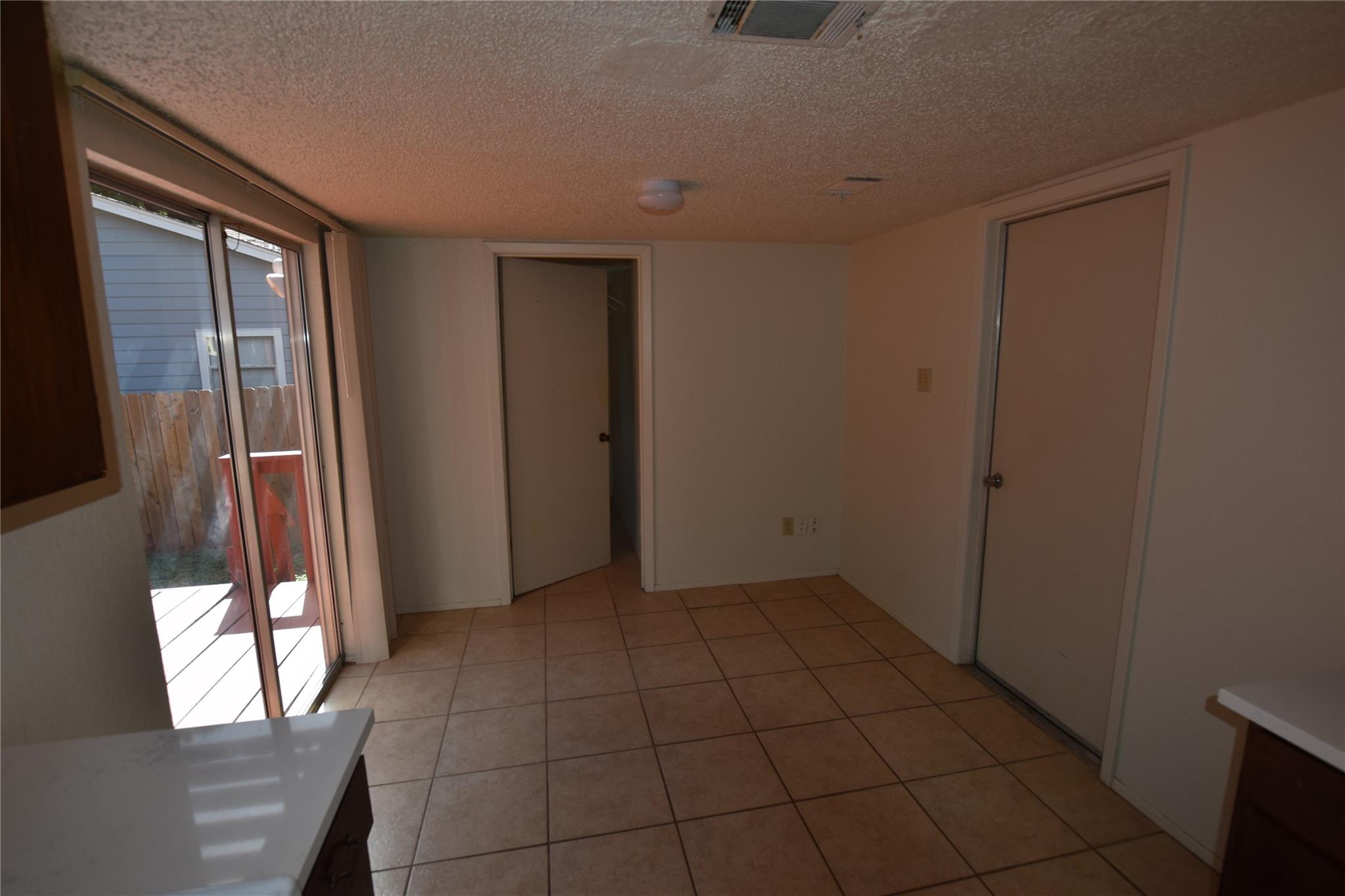 7703 Islander Dr, Austin, TX 78749