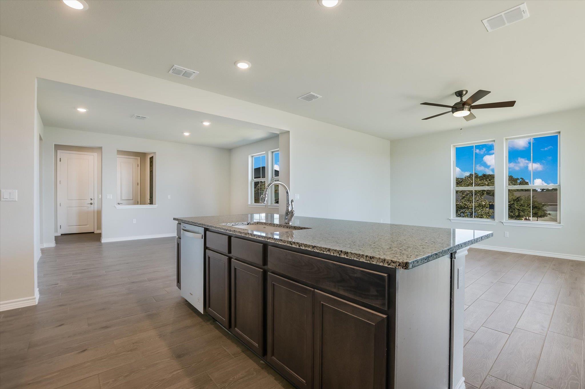 113 Surfside St # 193, San Marcos, TX 78666