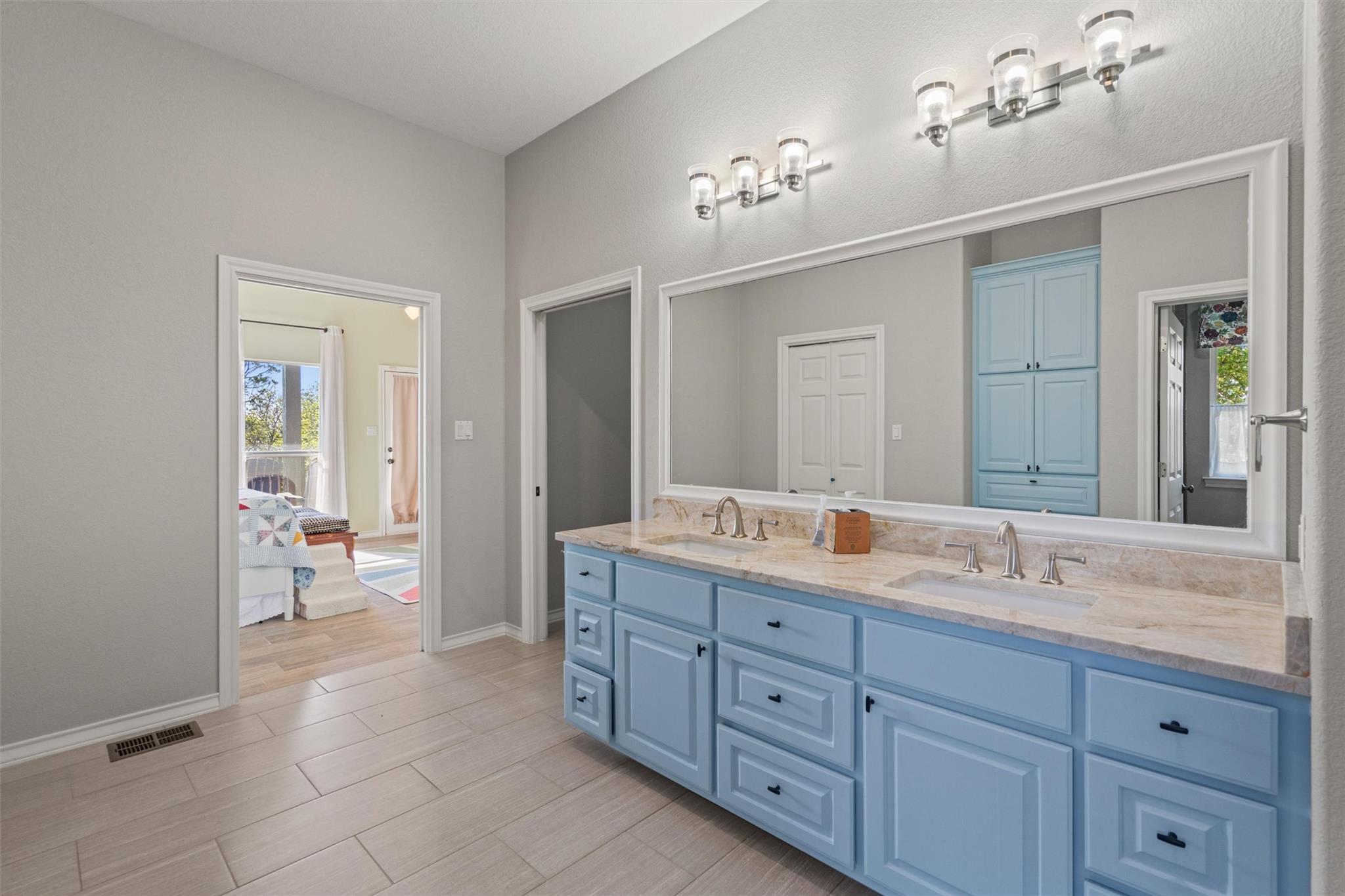 4401 Sunset Cliff Rd, Burnet, TX 78611