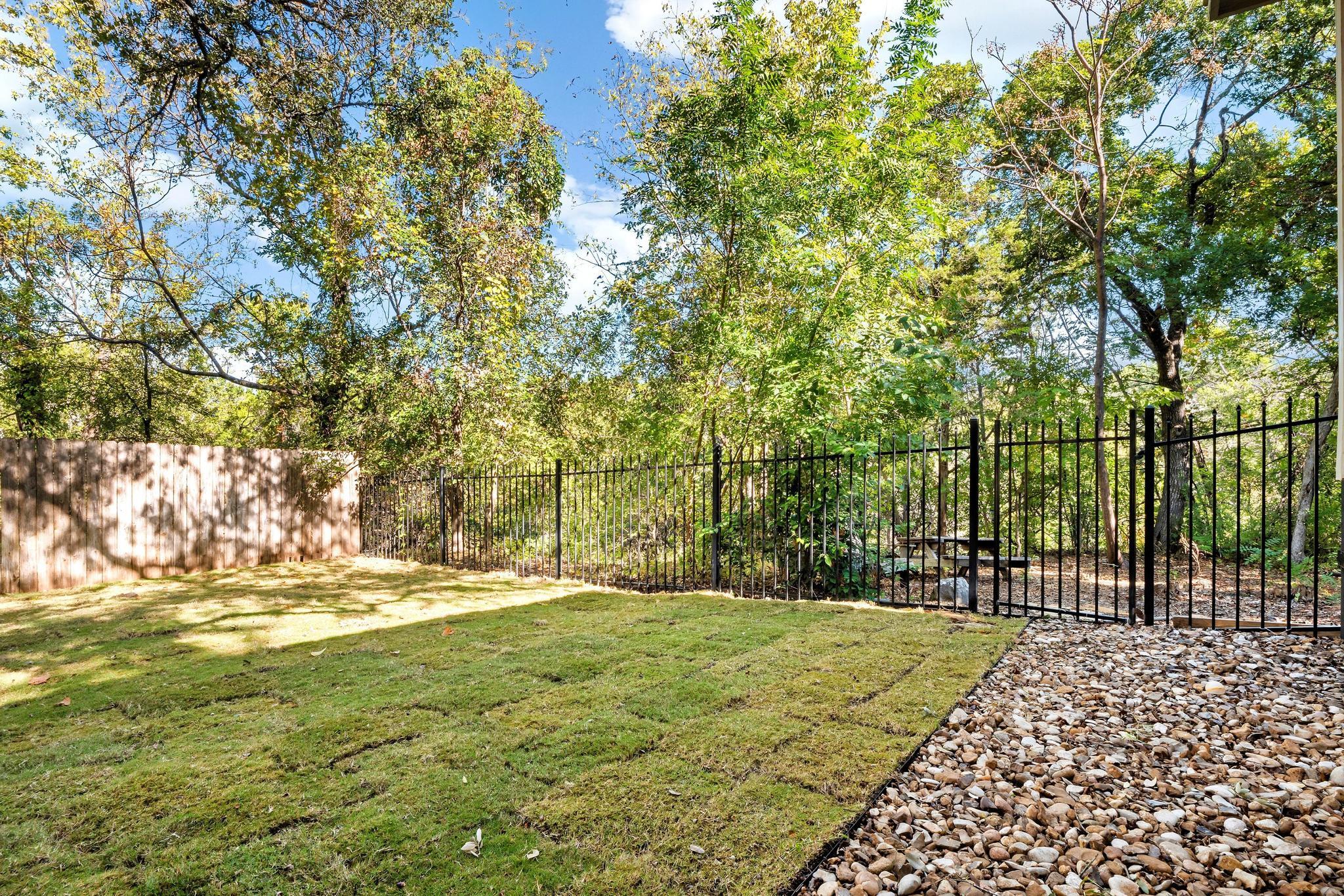 3913 Caney Creek Rd, Austin, TX 78732