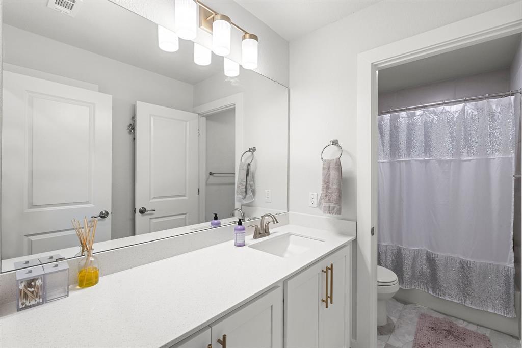 8602 McKamy Dr, Austin, TX 78744