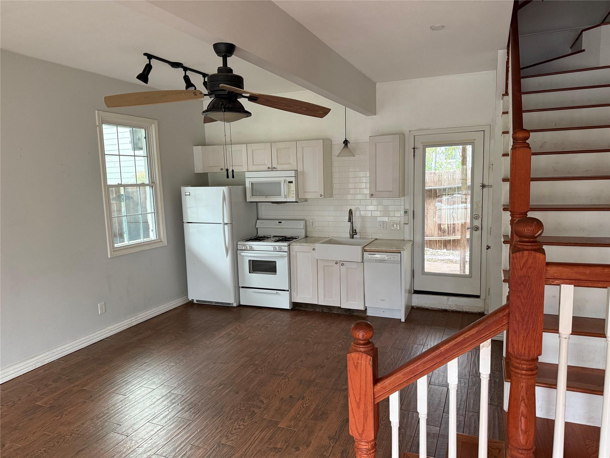 1402 W 40th St, Austin, TX 78756