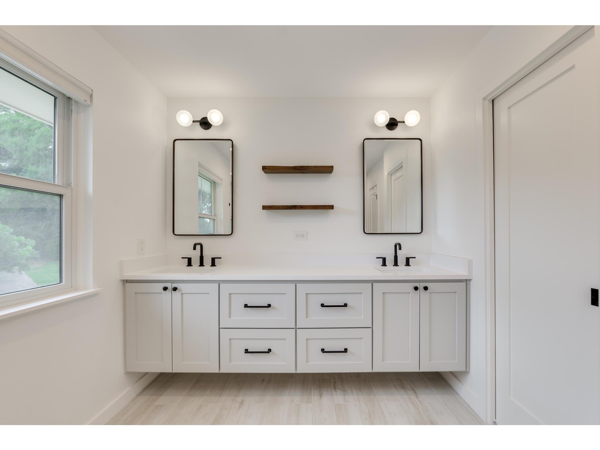 8700 Mountainwood Cir, Austin, TX 78759