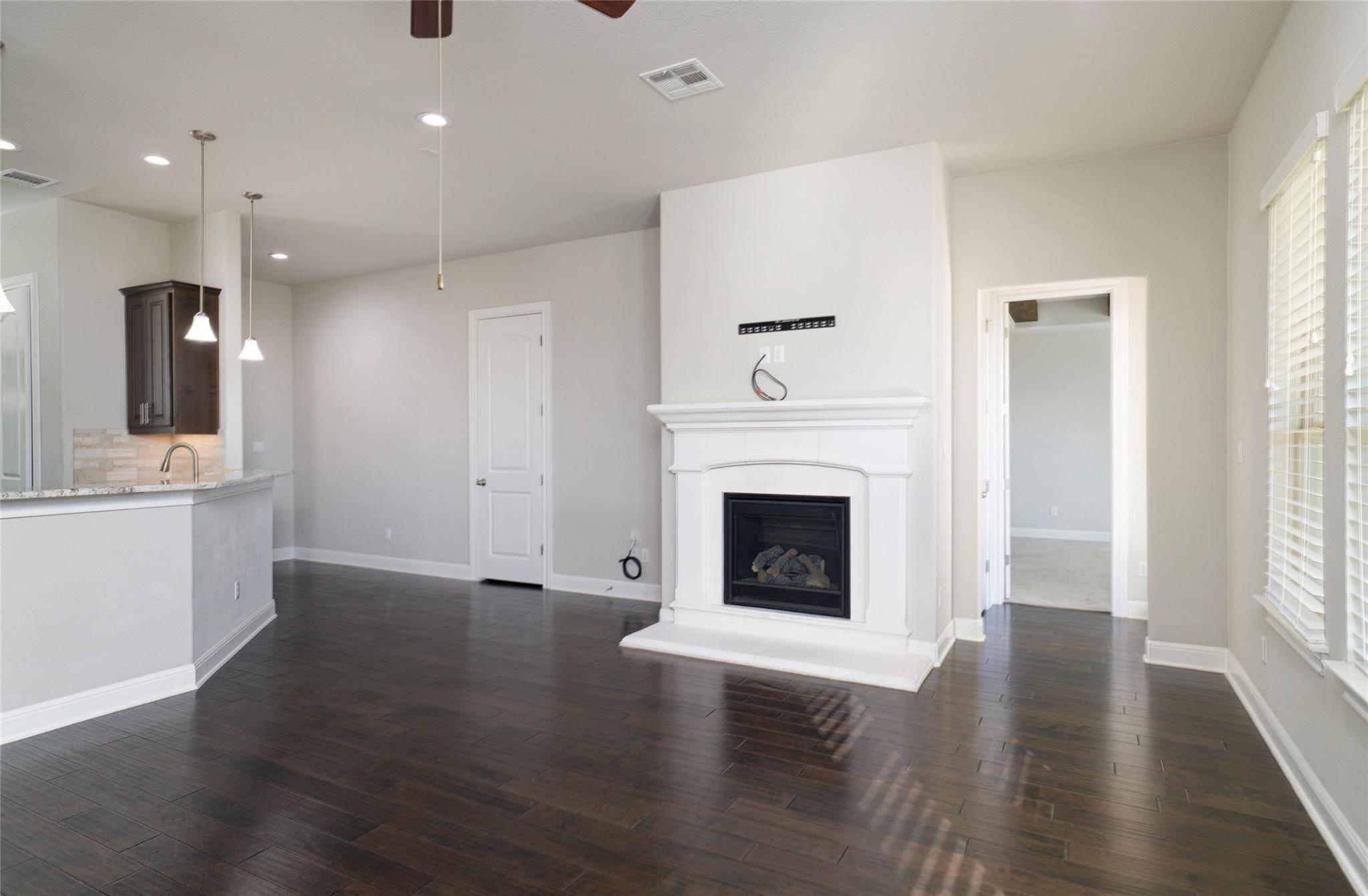 4001 Good Night Trl, Leander, TX 78641