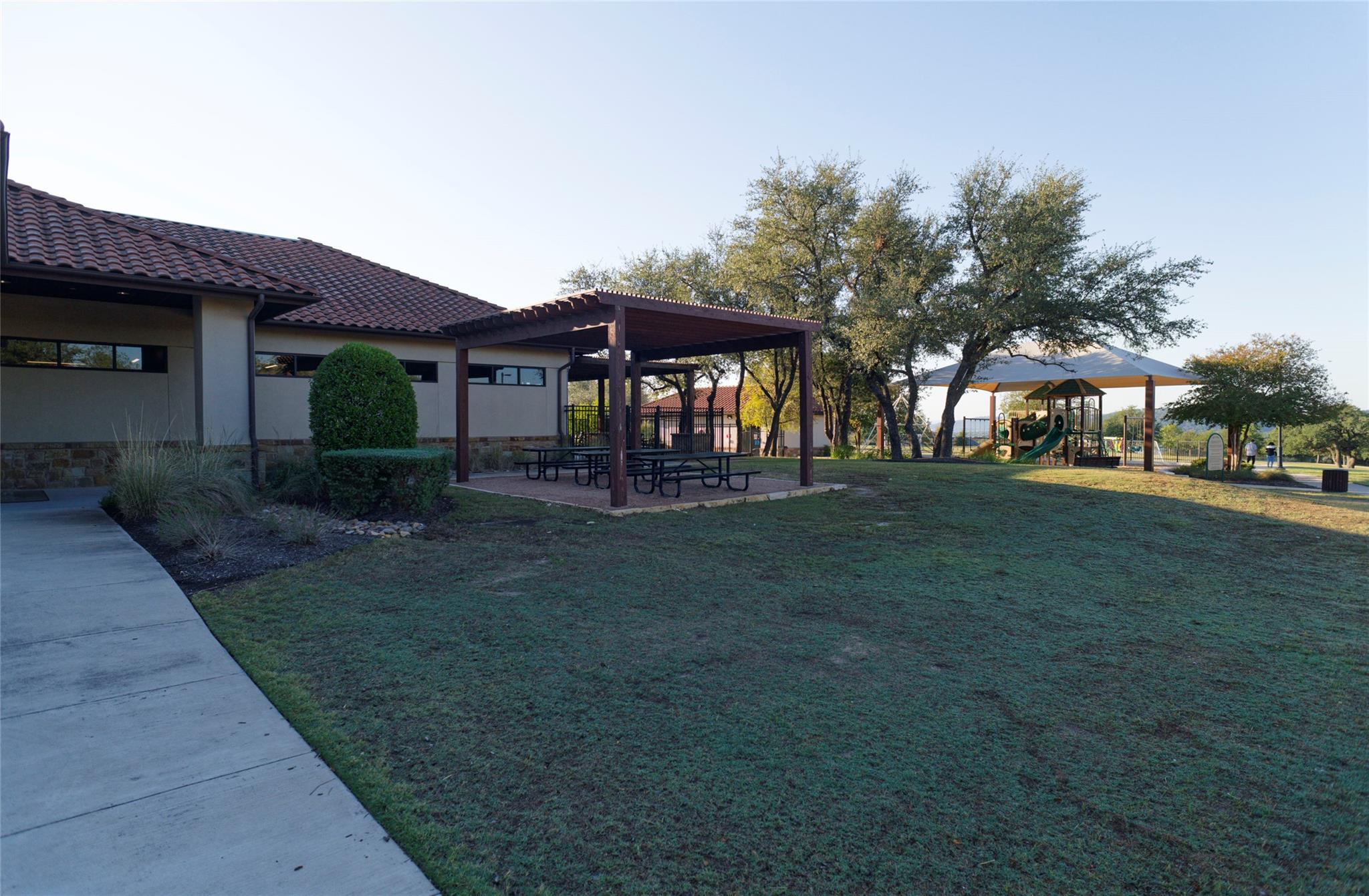 4001 Good Night Trl, Leander, TX 78641