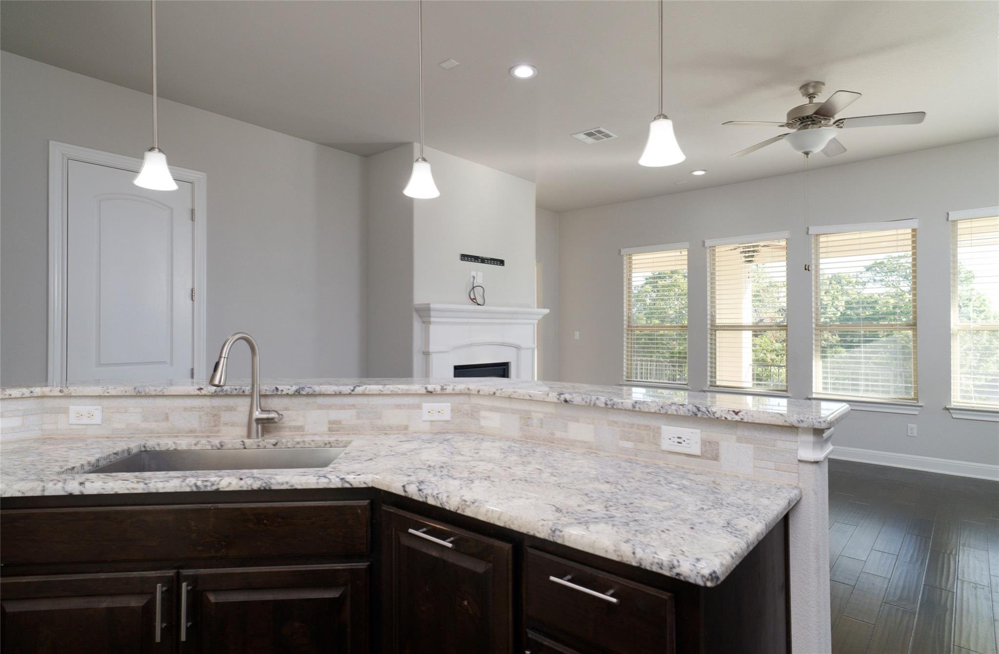 4001 Good Night Trl, Leander, TX 78641