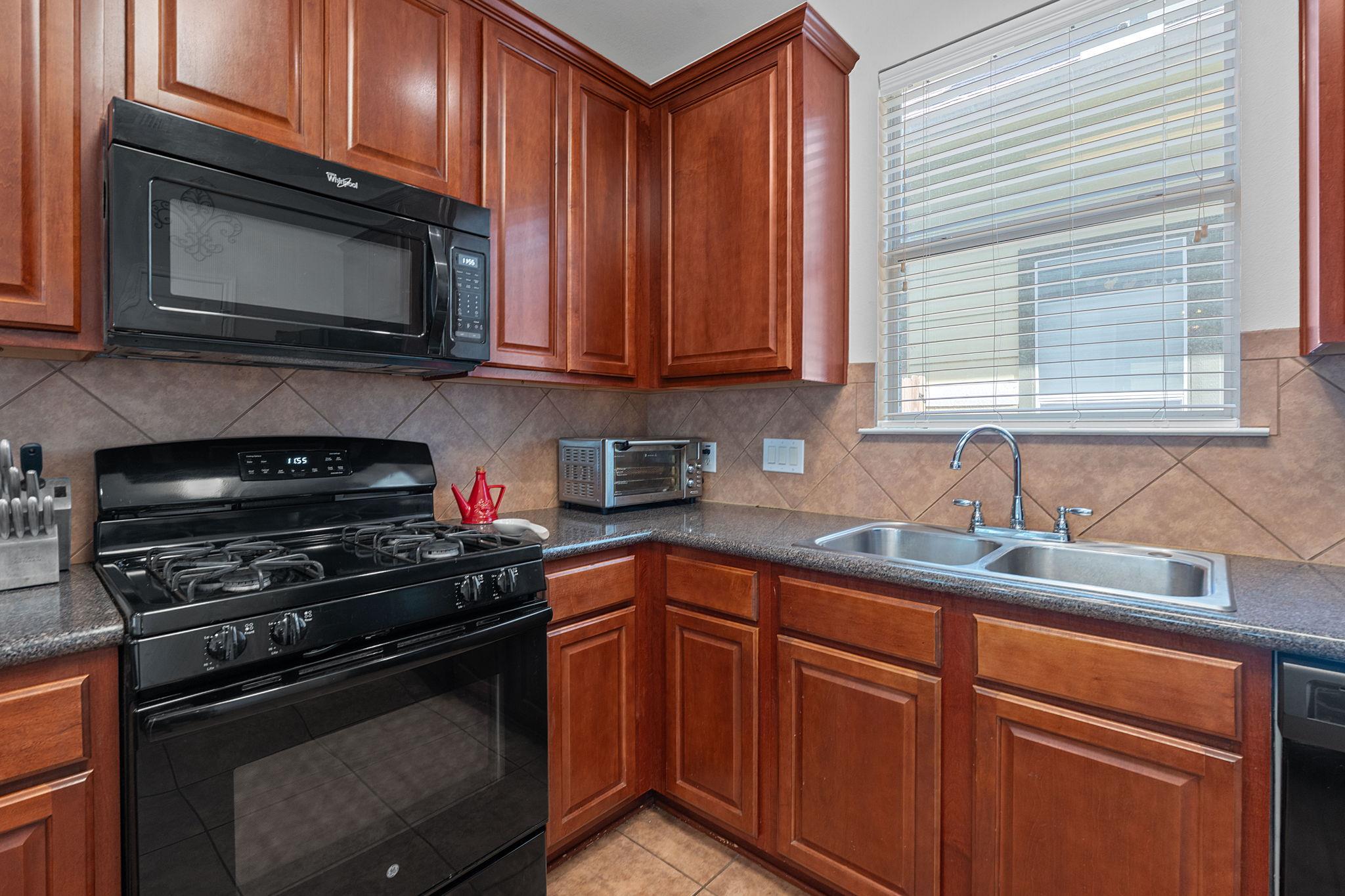 10700 Macmora Rd # 116, Austin, TX 78758