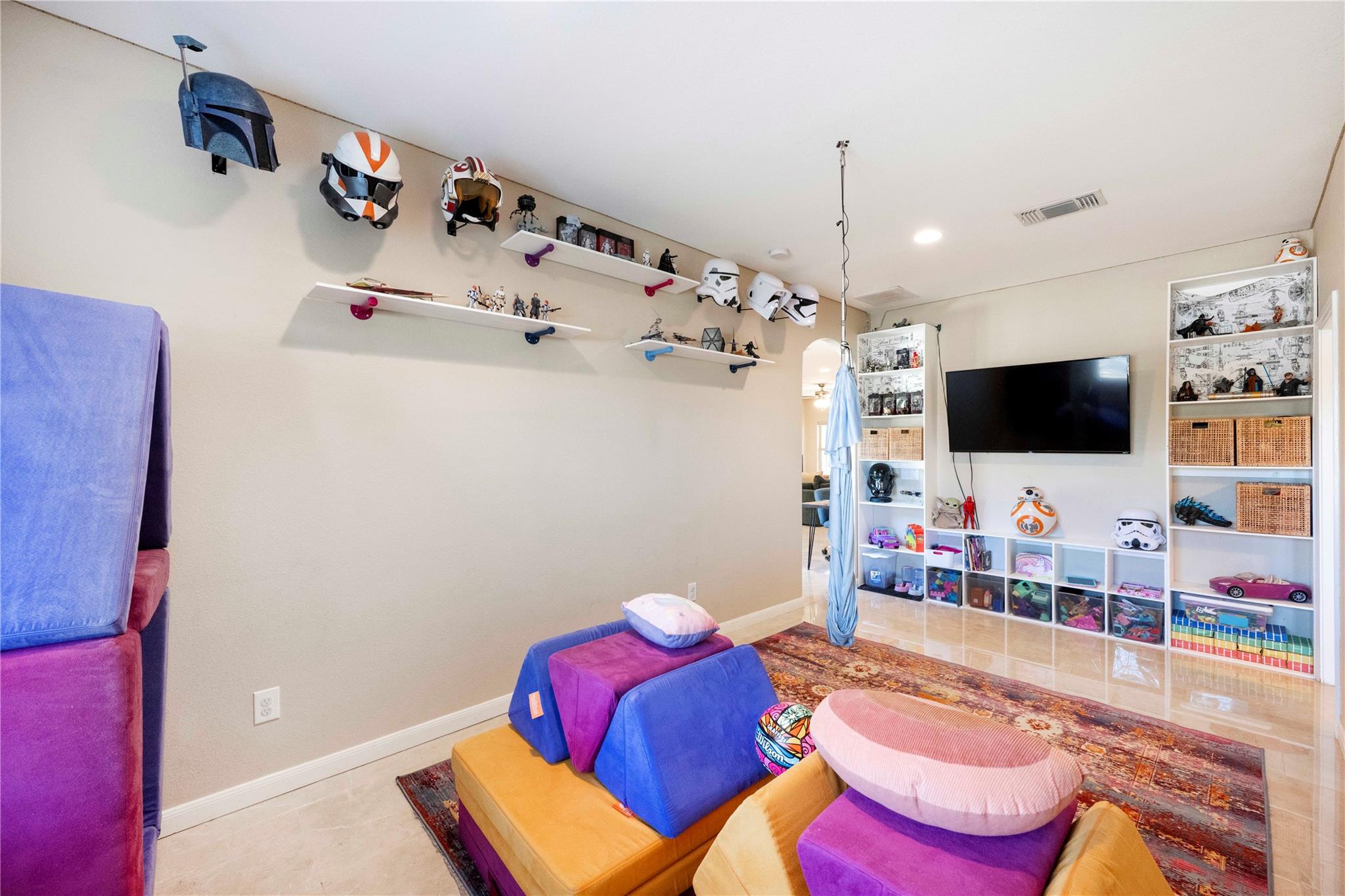 541 Lasso Loop, Canyon Lake, TX 78133