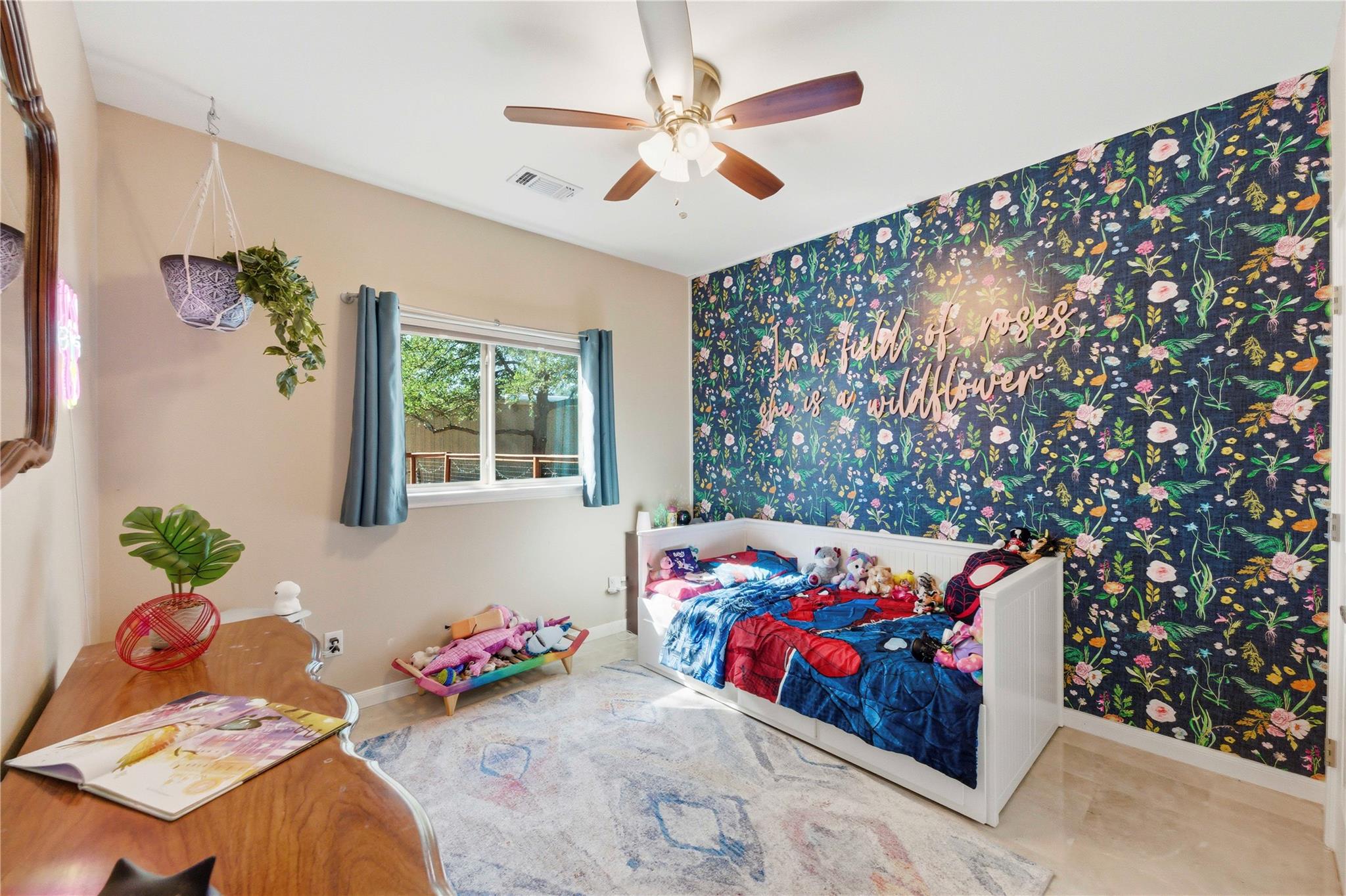 541 Lasso Loop, Canyon Lake, TX 78133