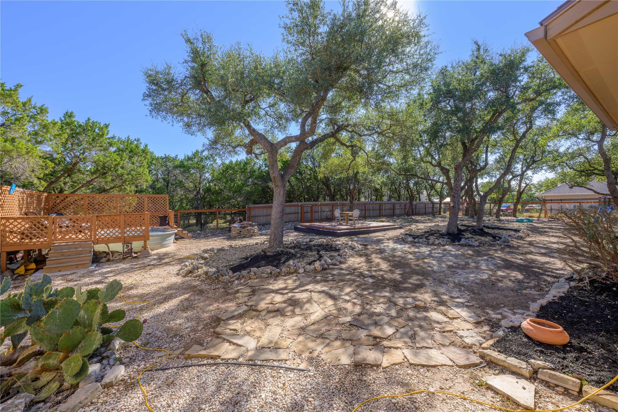 541 Lasso Loop, Canyon Lake, TX 78133