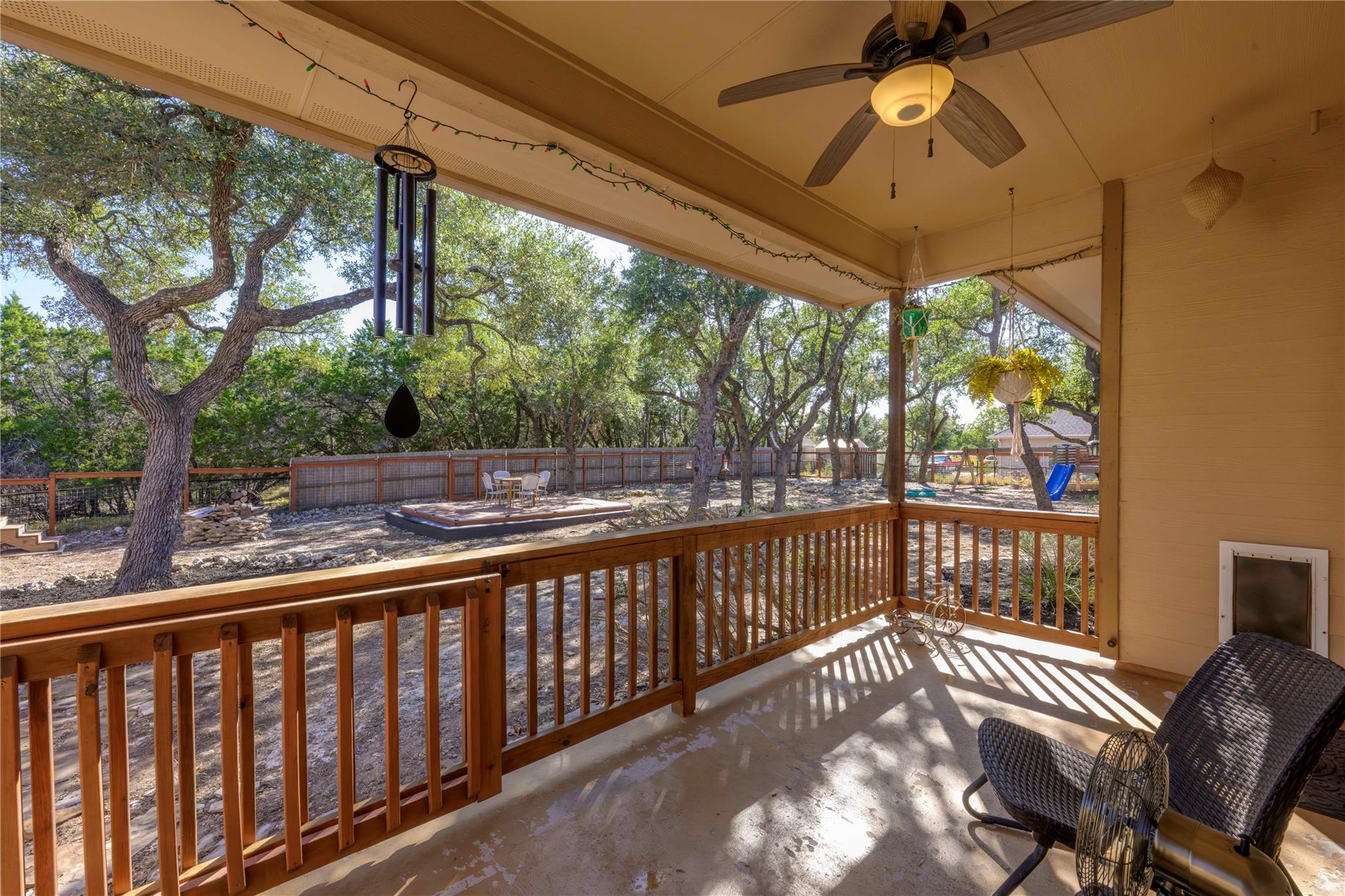 541 Lasso Loop, Canyon Lake, TX 78133