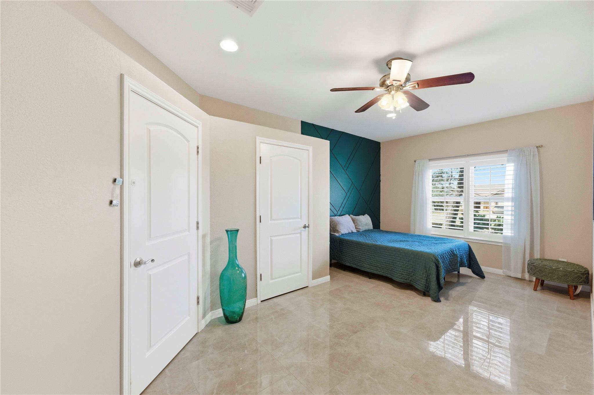 541 Lasso Loop, Canyon Lake, TX 78133