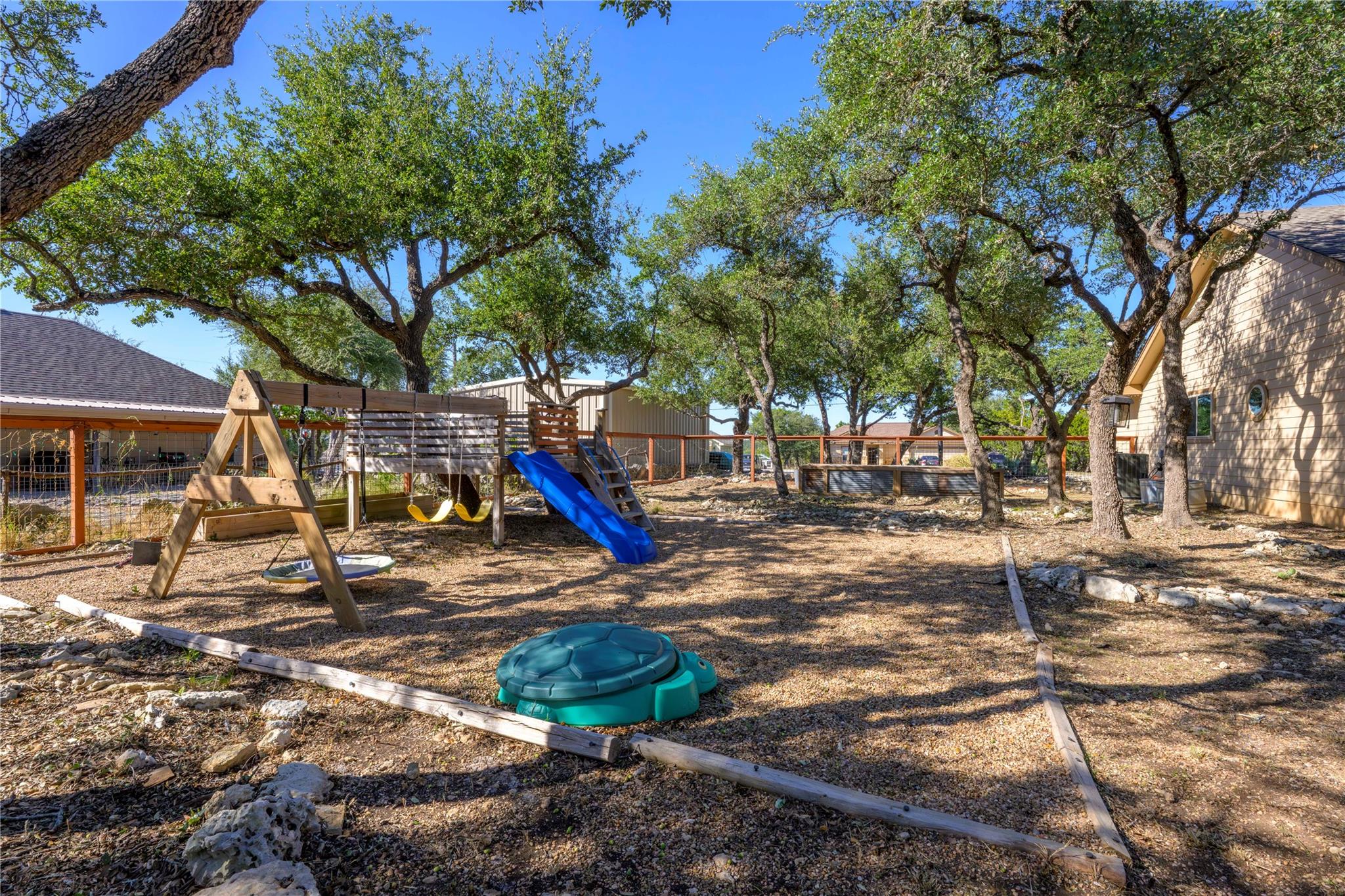 541 Lasso Loop, Canyon Lake, TX 78133