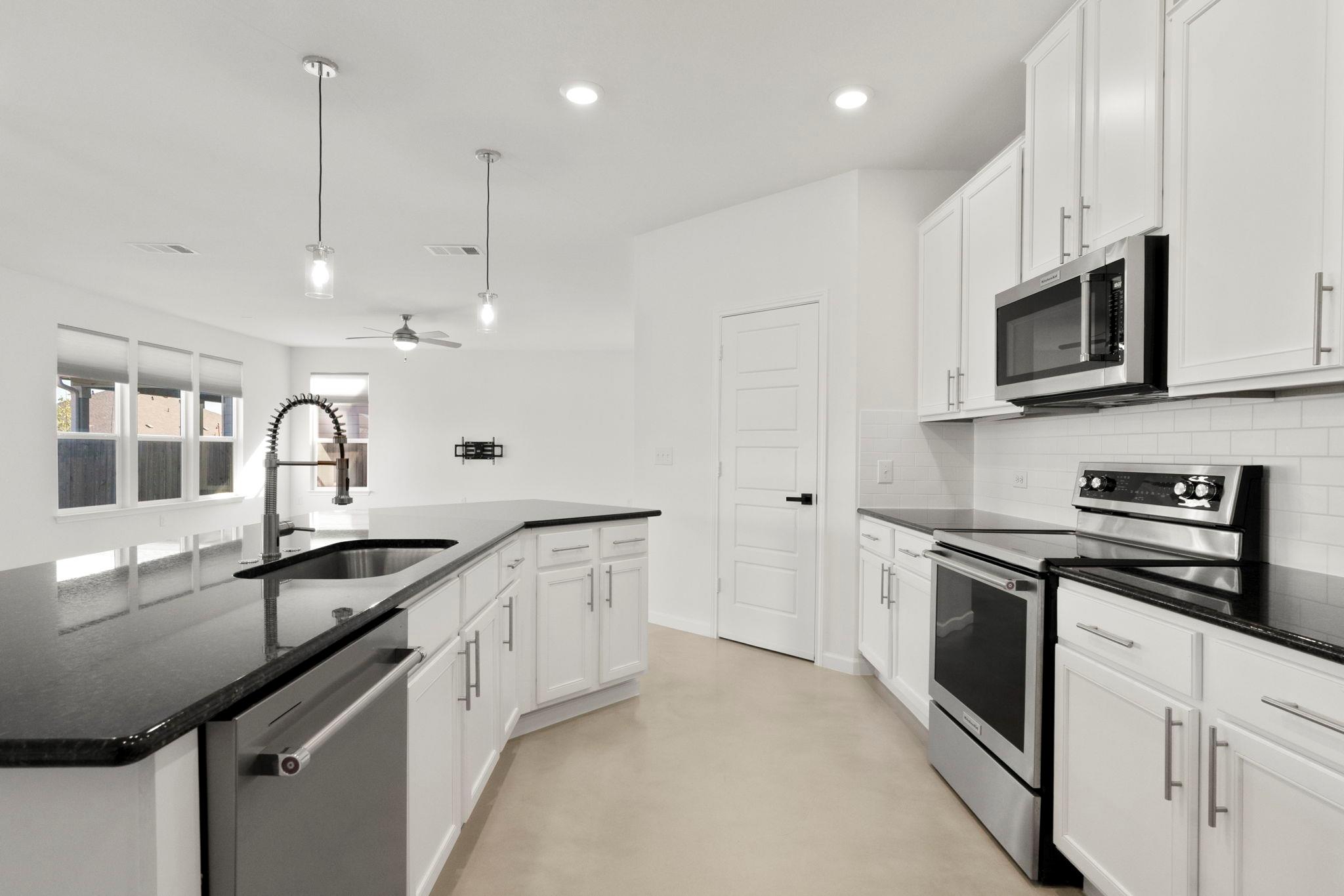 7400 Lowery Xing, Austin, TX 78744