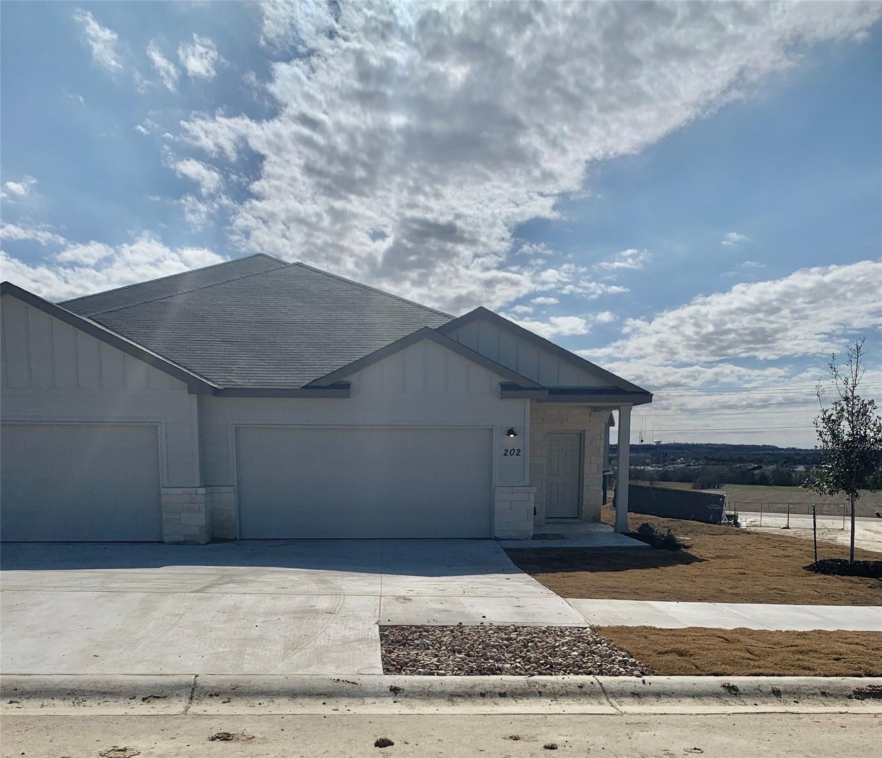202 Dodge Rd, Georgetown, TX 78626