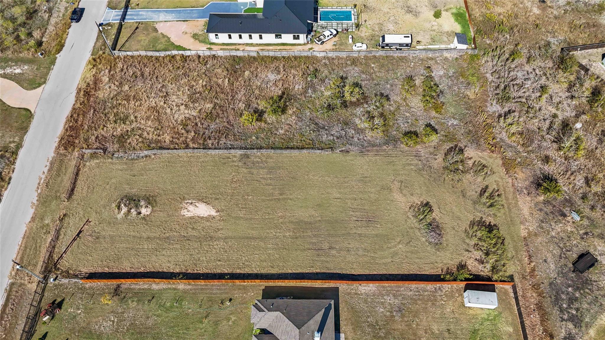 154 Burrobrush St, Niederwald, TX 78640