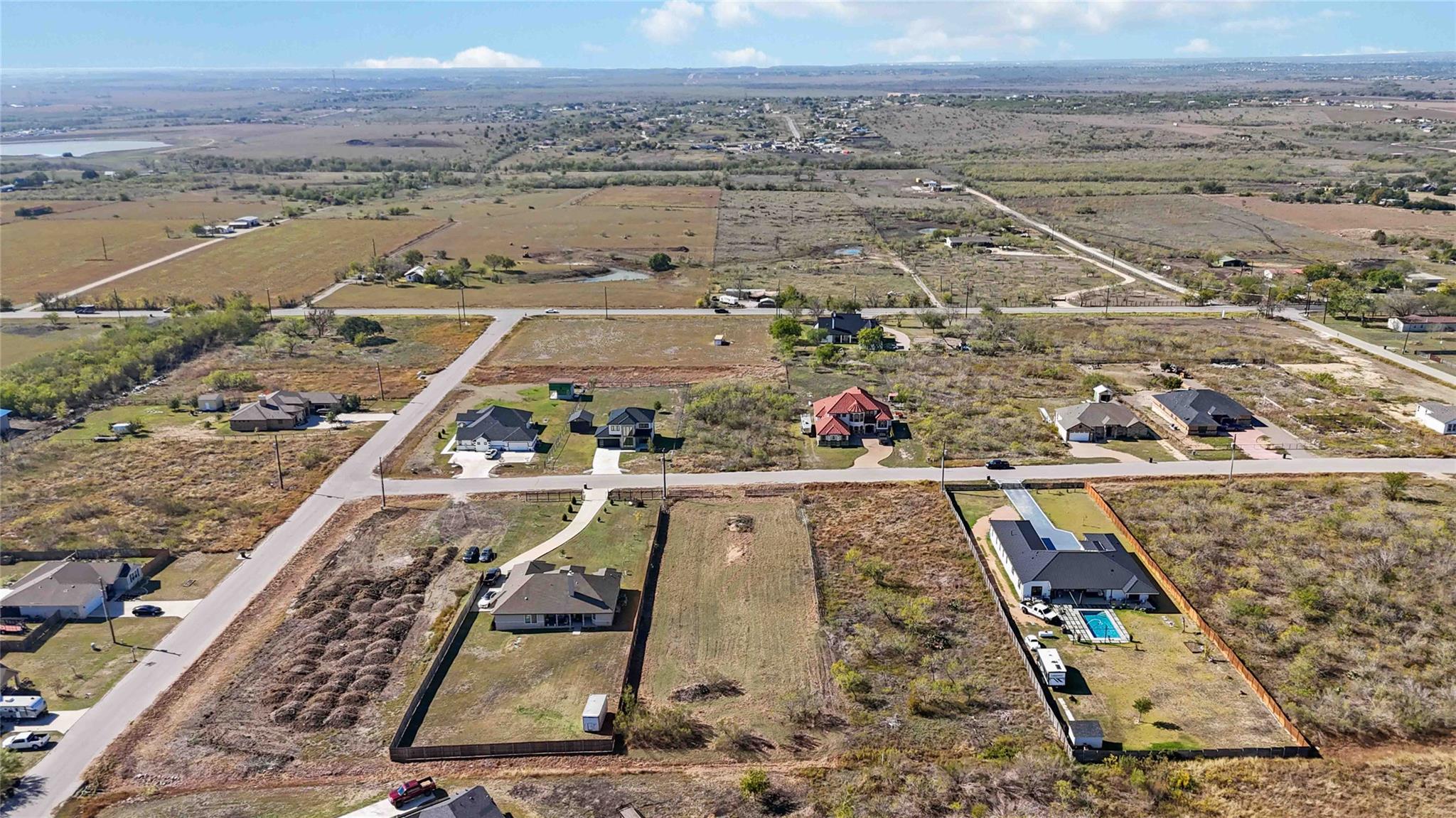 154 Burrobrush St, Niederwald, TX 78640
