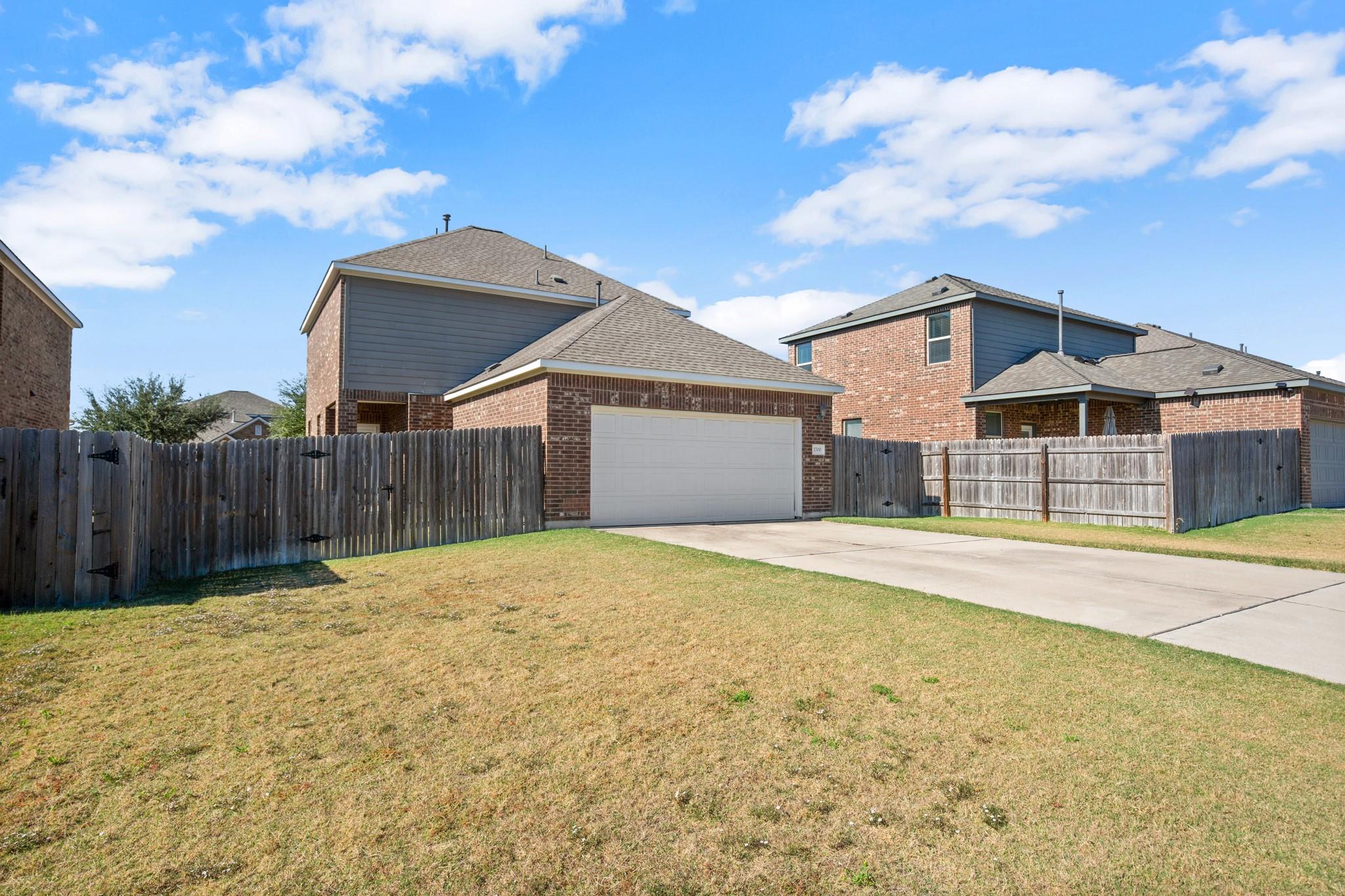 1700 W Broade St, Leander, TX 78641
