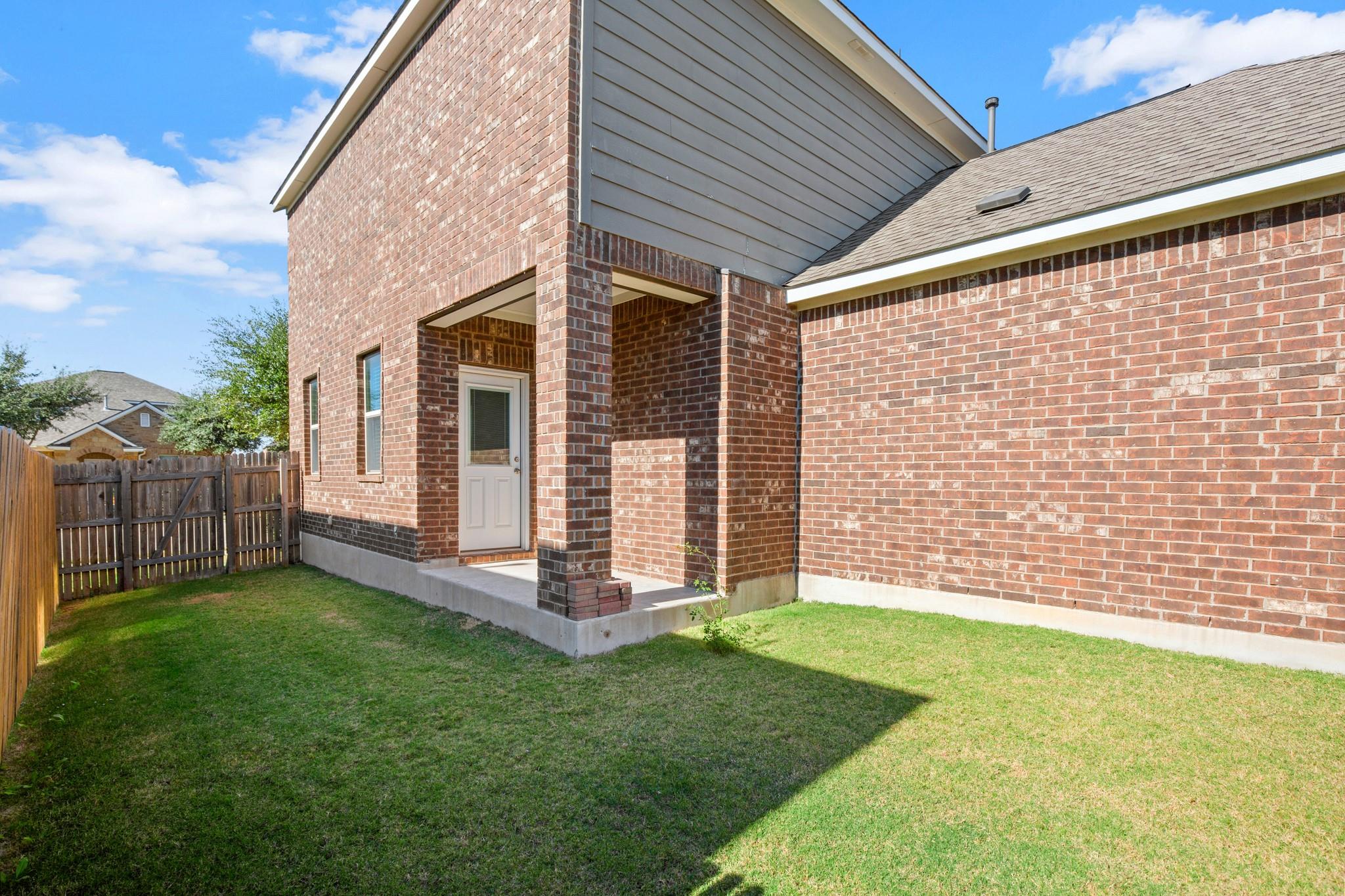 1700 W Broade St, Leander, TX 78641