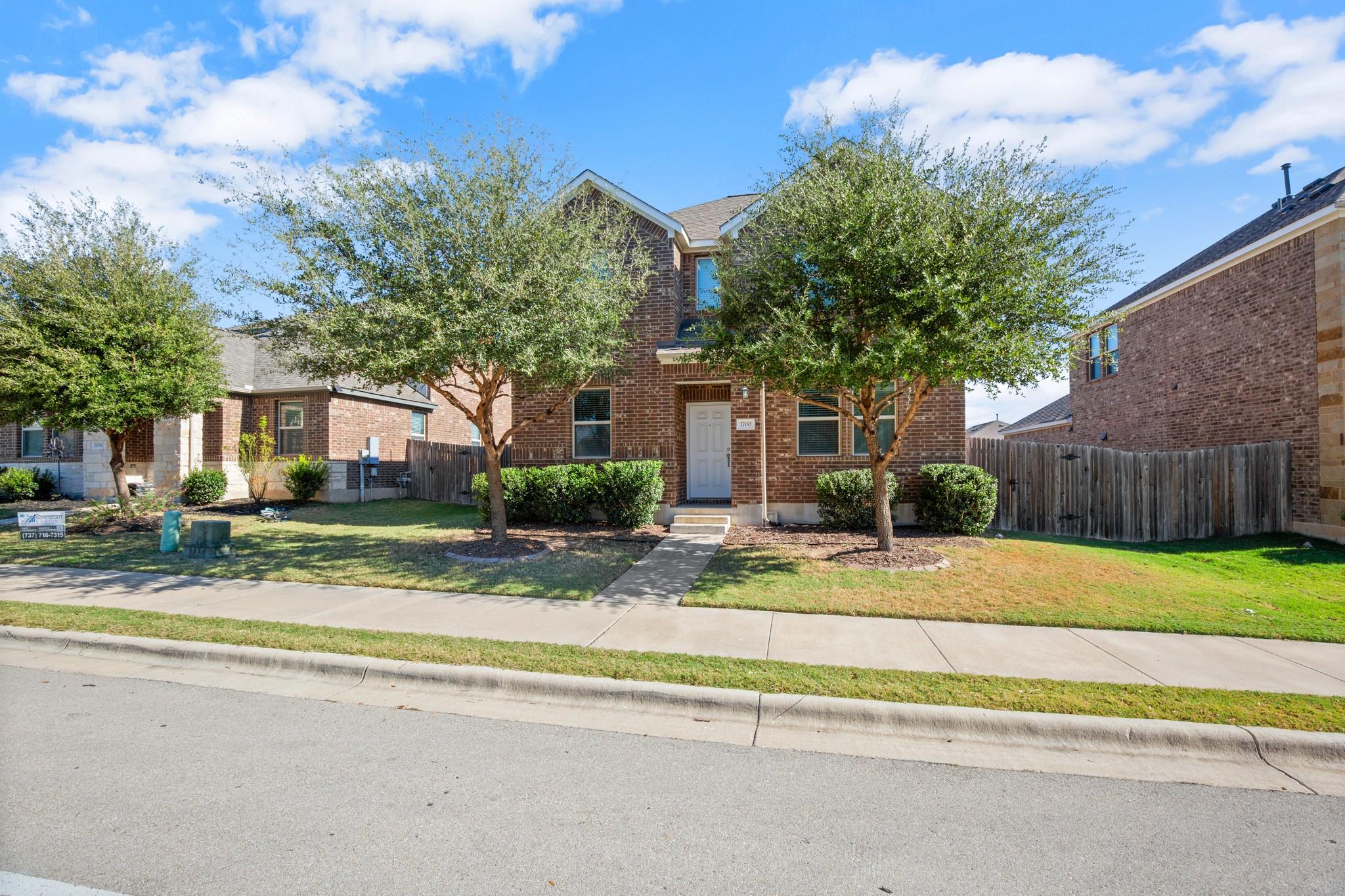 1700 W Broade St, Leander, TX 78641