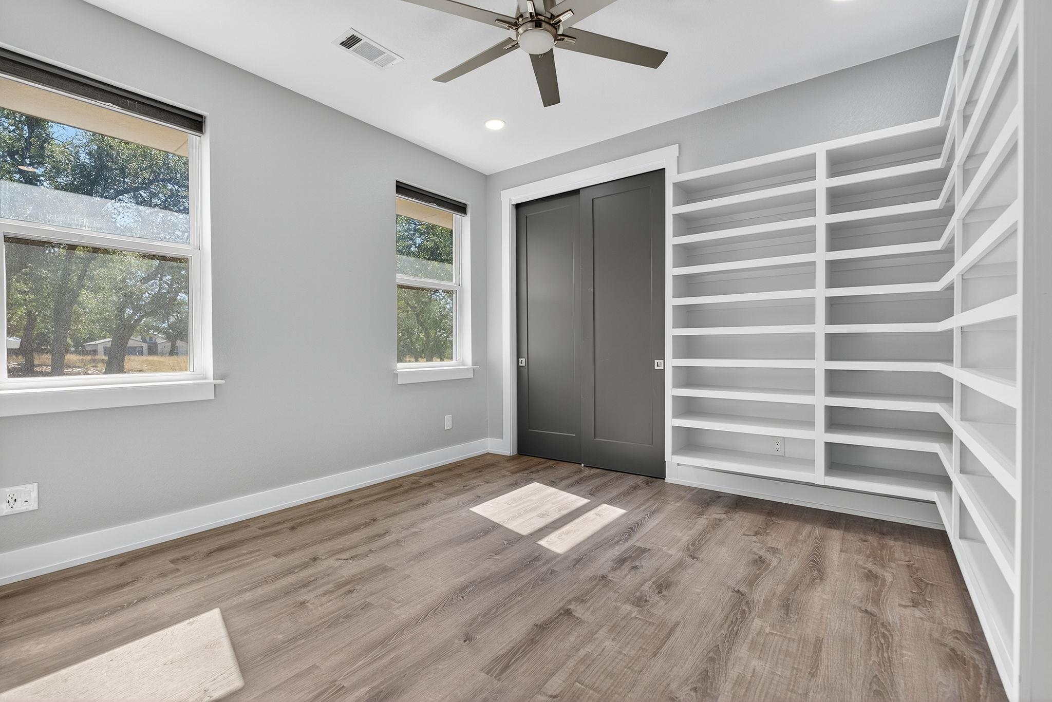 21603 Thomas Cv, Lago Vista, TX 78645