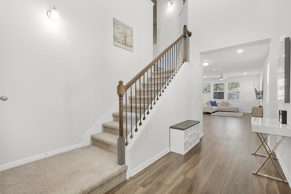 3201 College Park Dr # 21, Round Rock, TX 78665