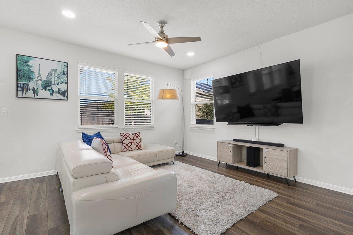 3201 College Park Dr # 21, Round Rock, TX 78665