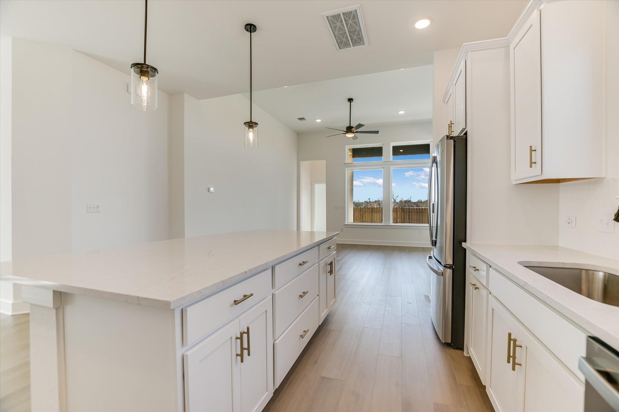 881 Prominence Way, Leander, TX 78641