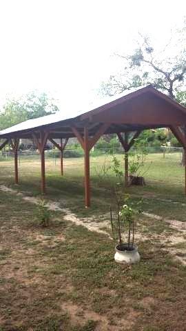 910 E Avenue I, Lampasas, TX 76550