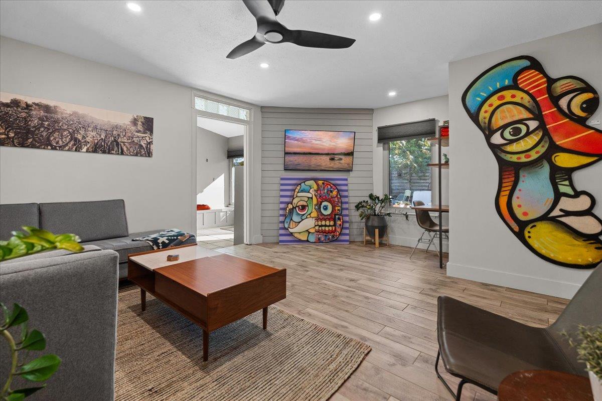 201 La Vista St, Austin, TX 78704