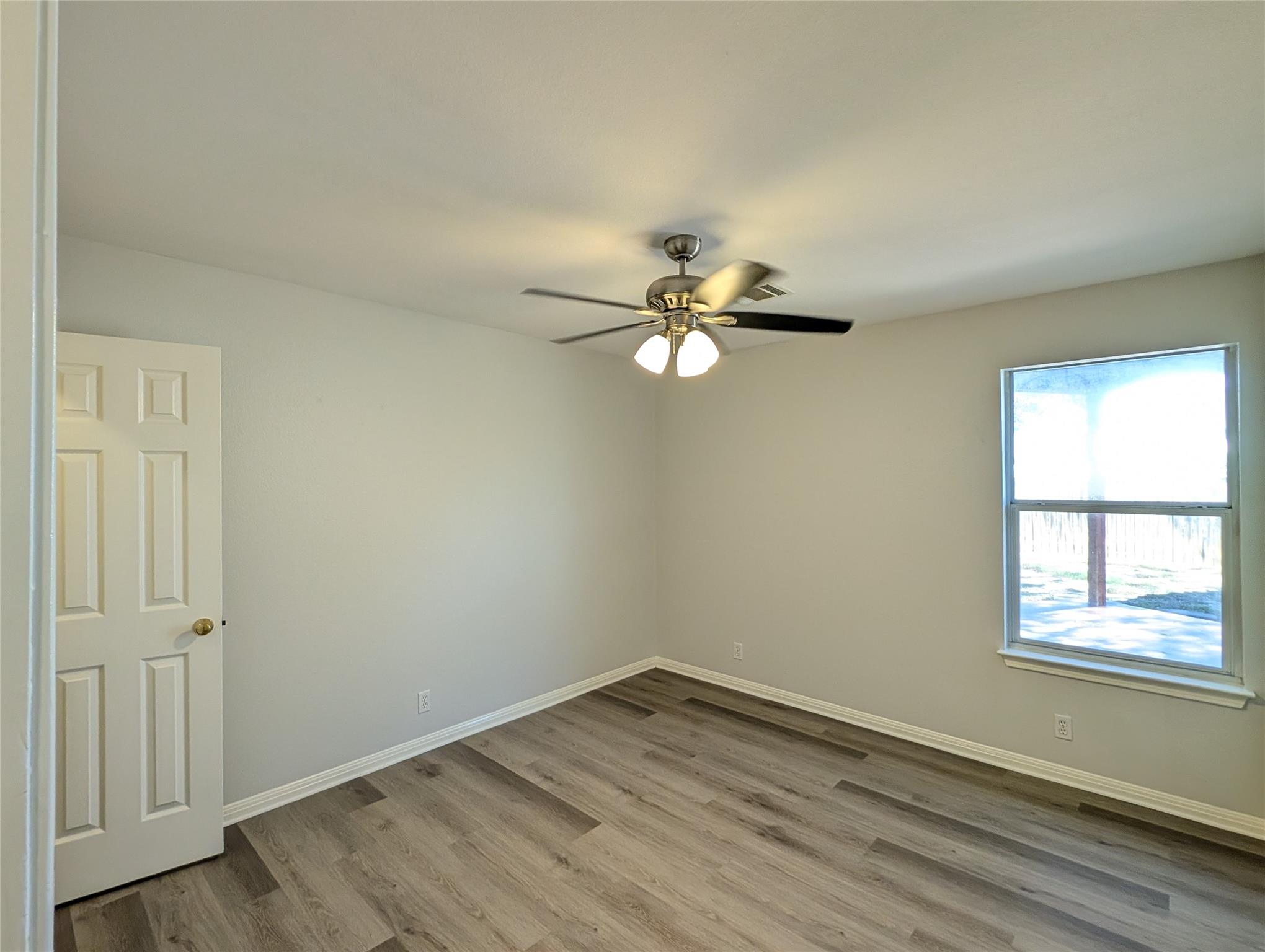 2200 Magnolia Dr, Round Rock, TX 78664