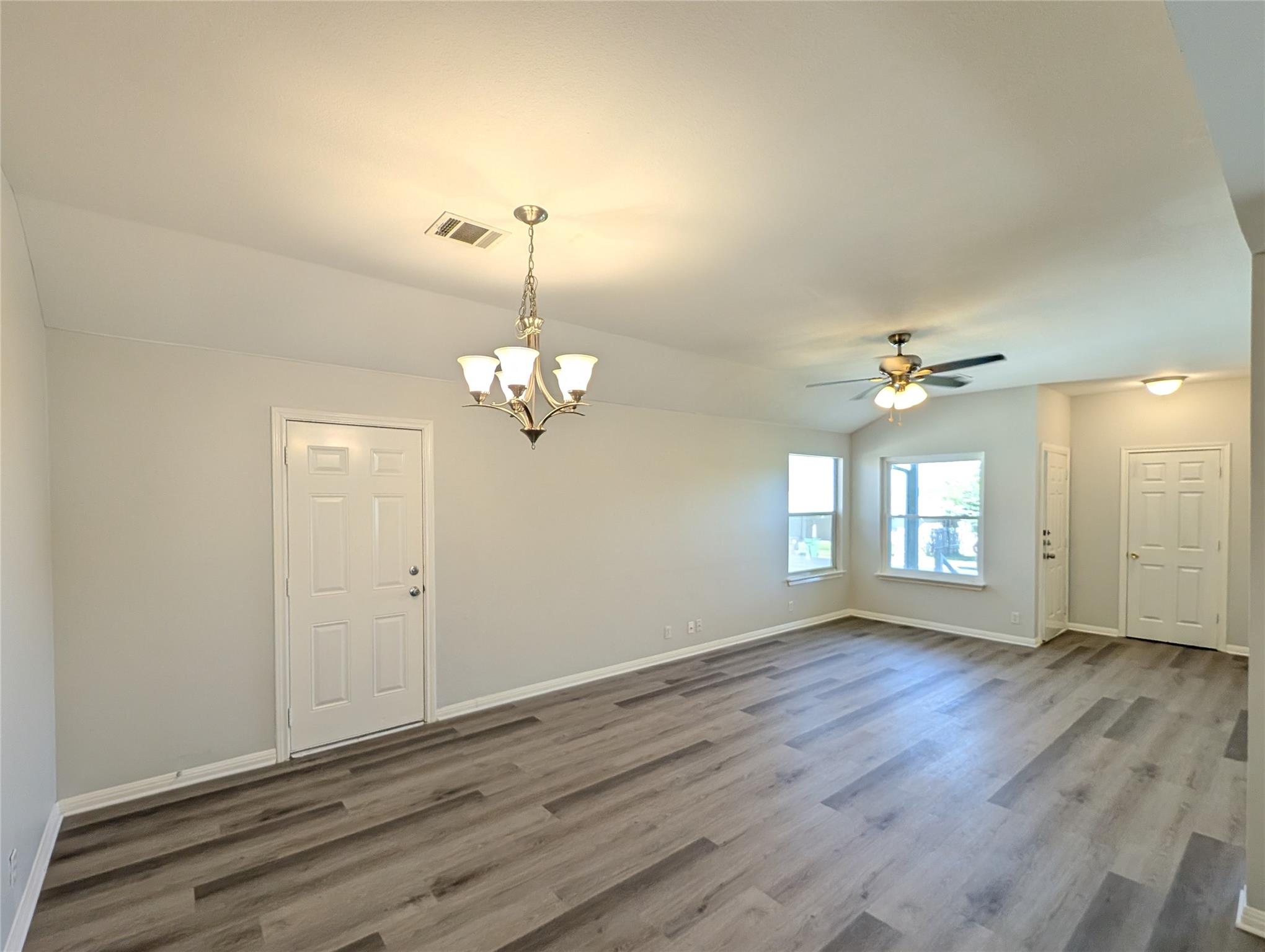 2200 Magnolia Dr, Round Rock, TX 78664