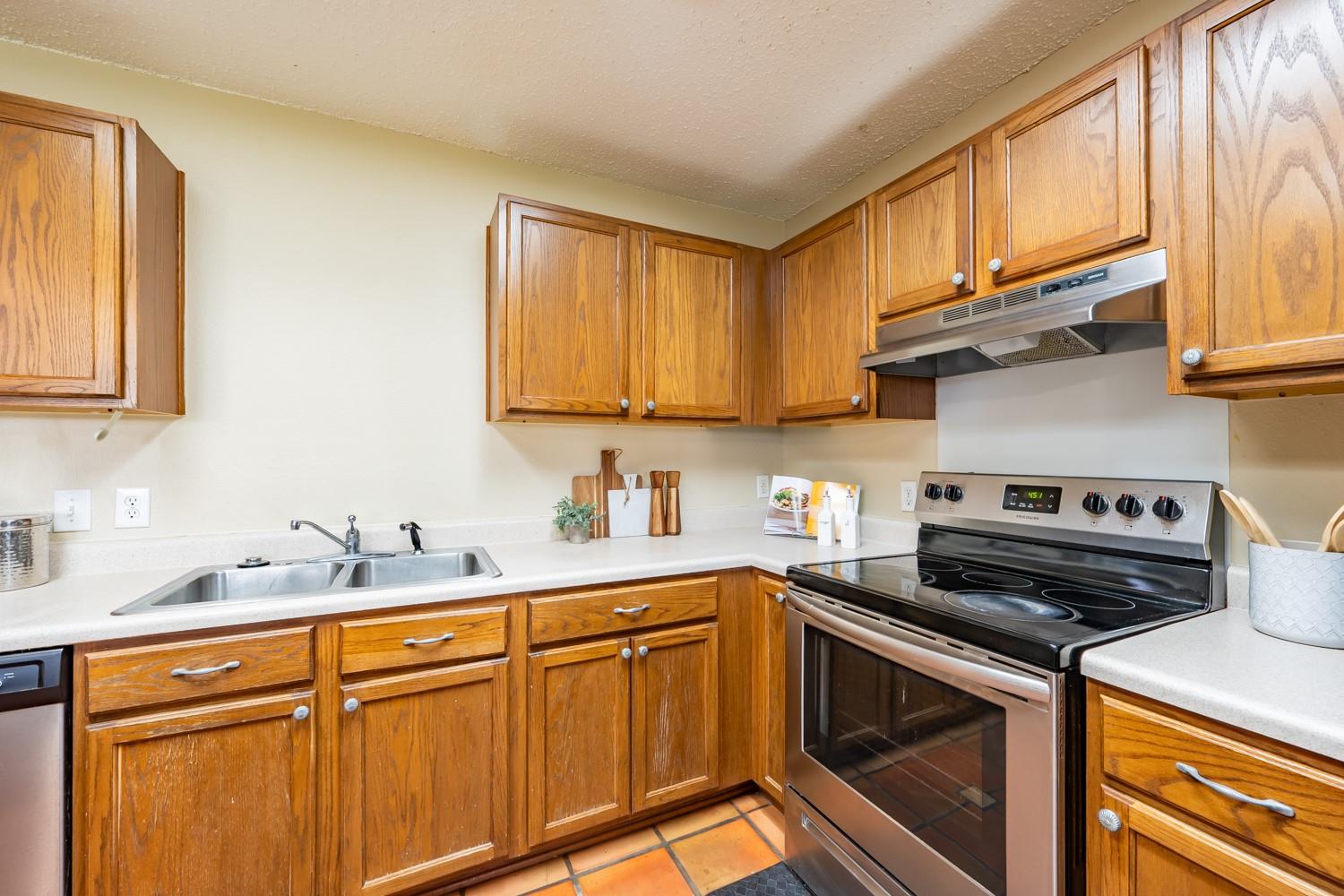 2017 Carriage Club Dr, Cedar Park, TX 78613