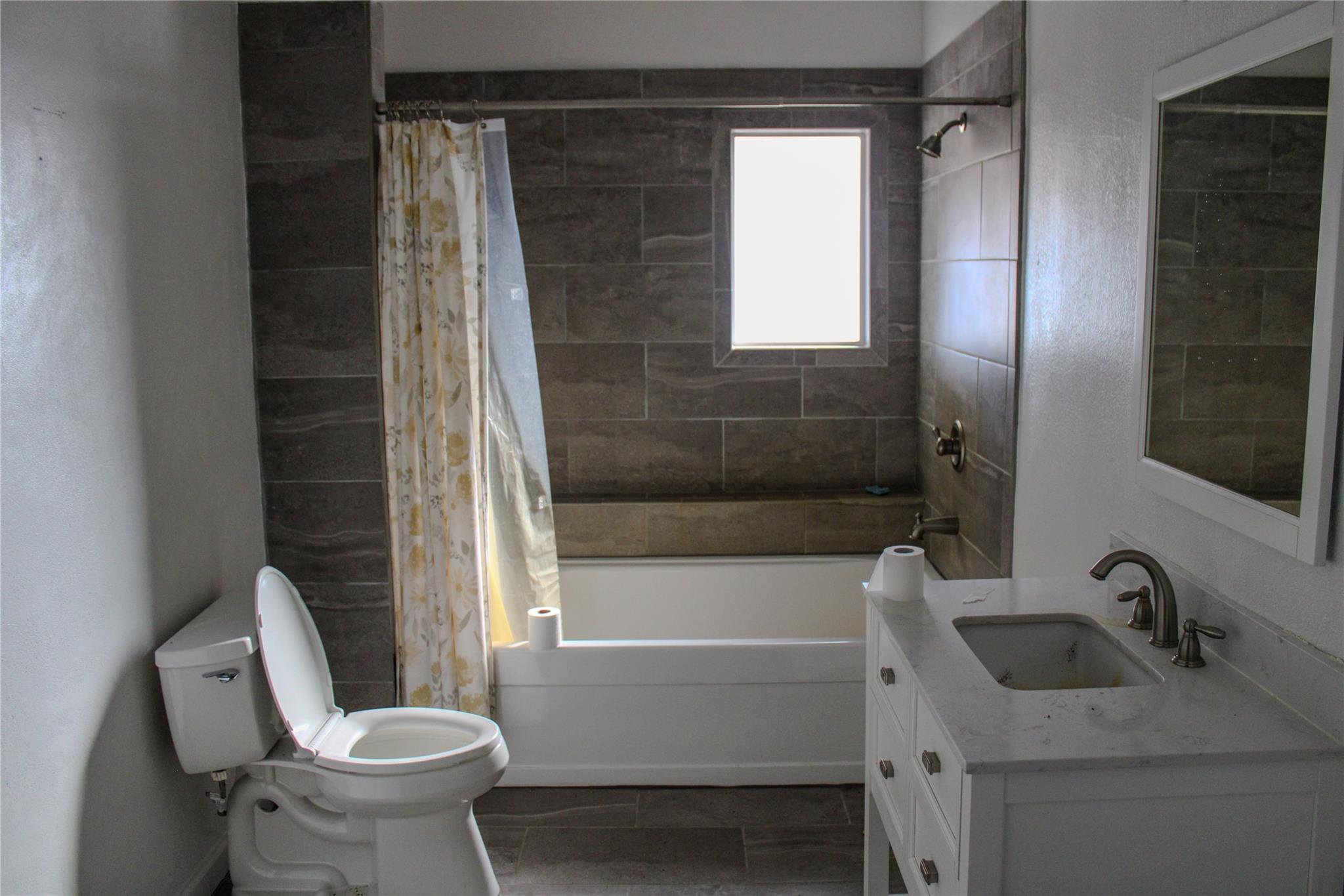 158 Synergy Dr # C, Bastrop, TX 78602