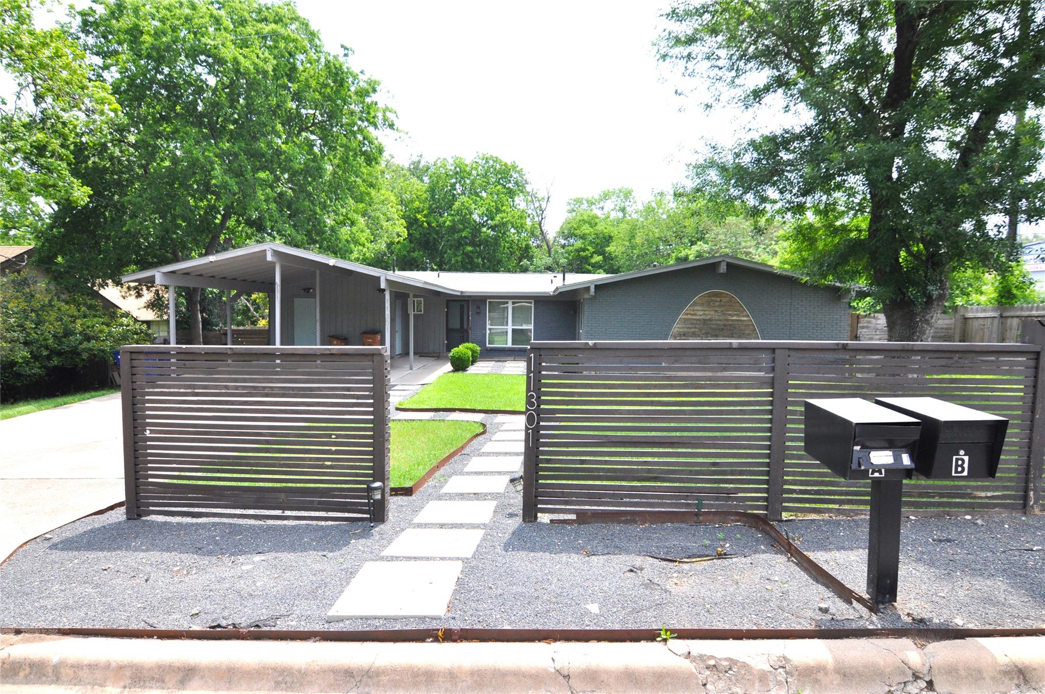 11301 Oakwood Dr # B, Austin, TX 78753