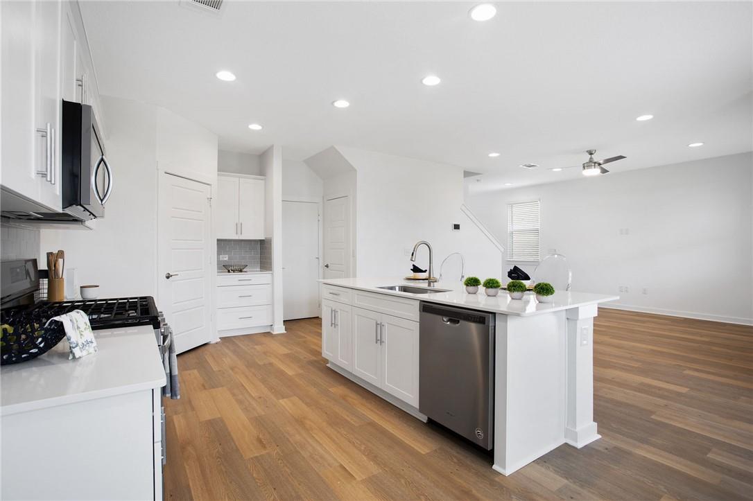 1029 Winnsboro Loop, Round Rock, TX 78664