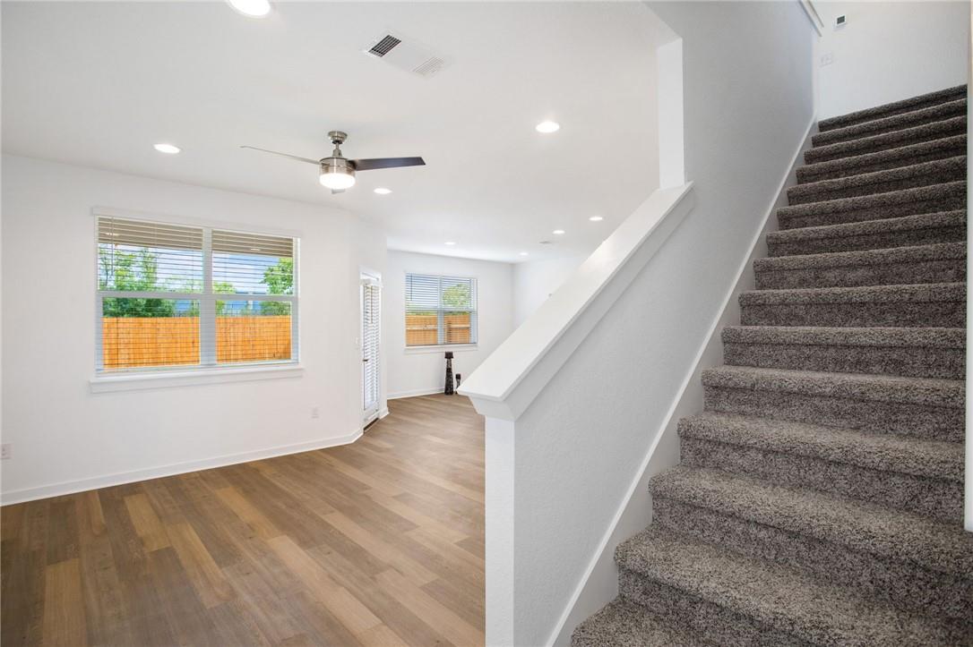 1029 Winnsboro Loop, Round Rock, TX 78664