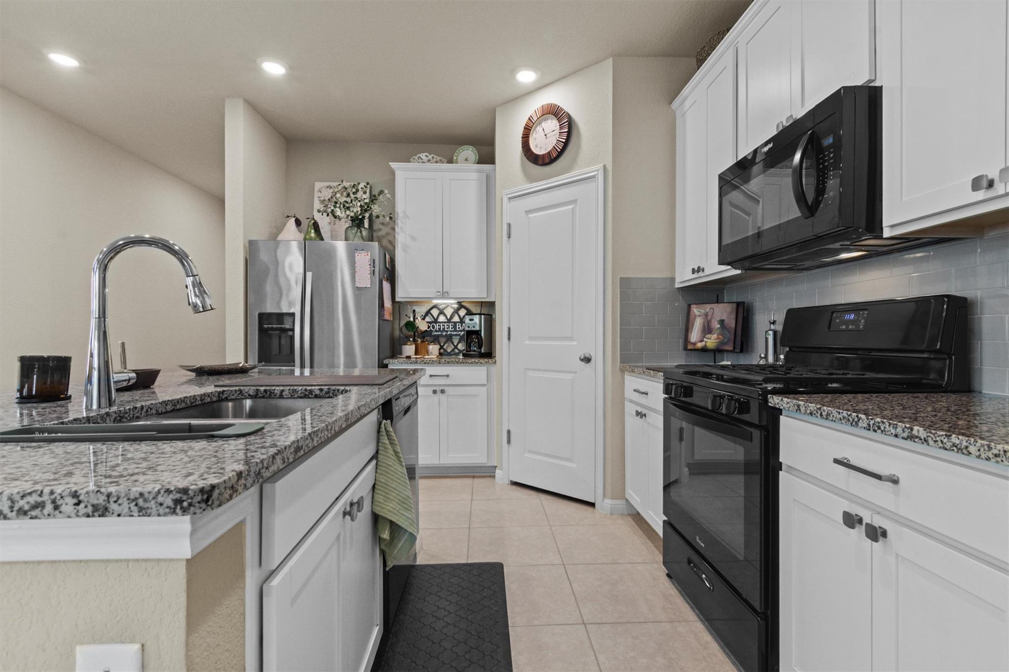 109 Mountain Valley St, Georgetown, TX 78628