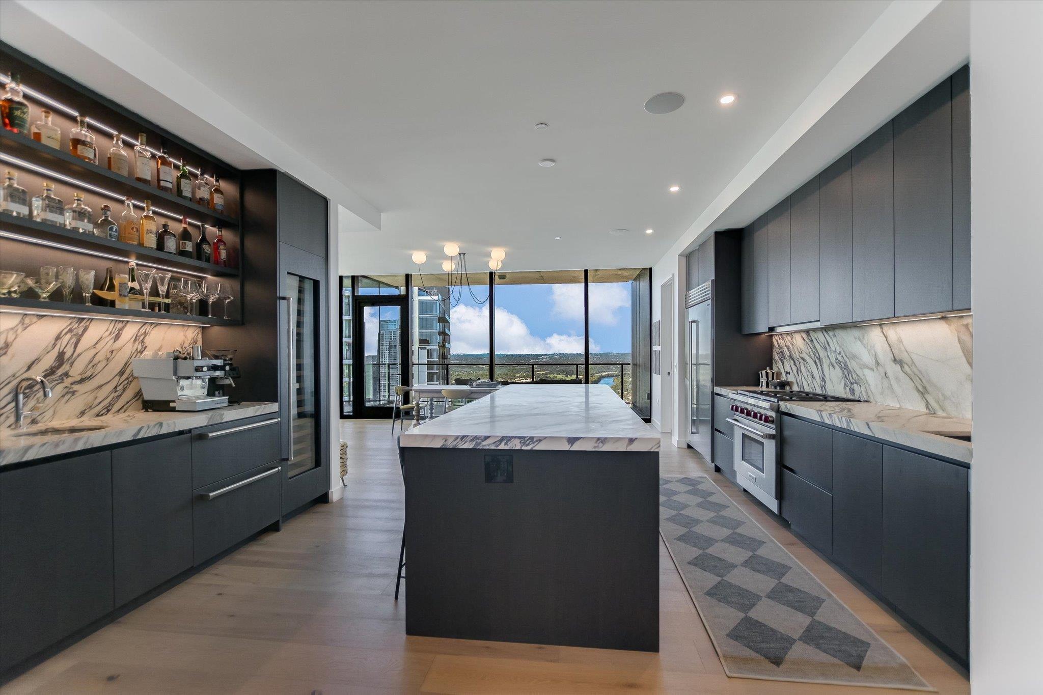 610 Davis St # 4603, Austin, TX 78701