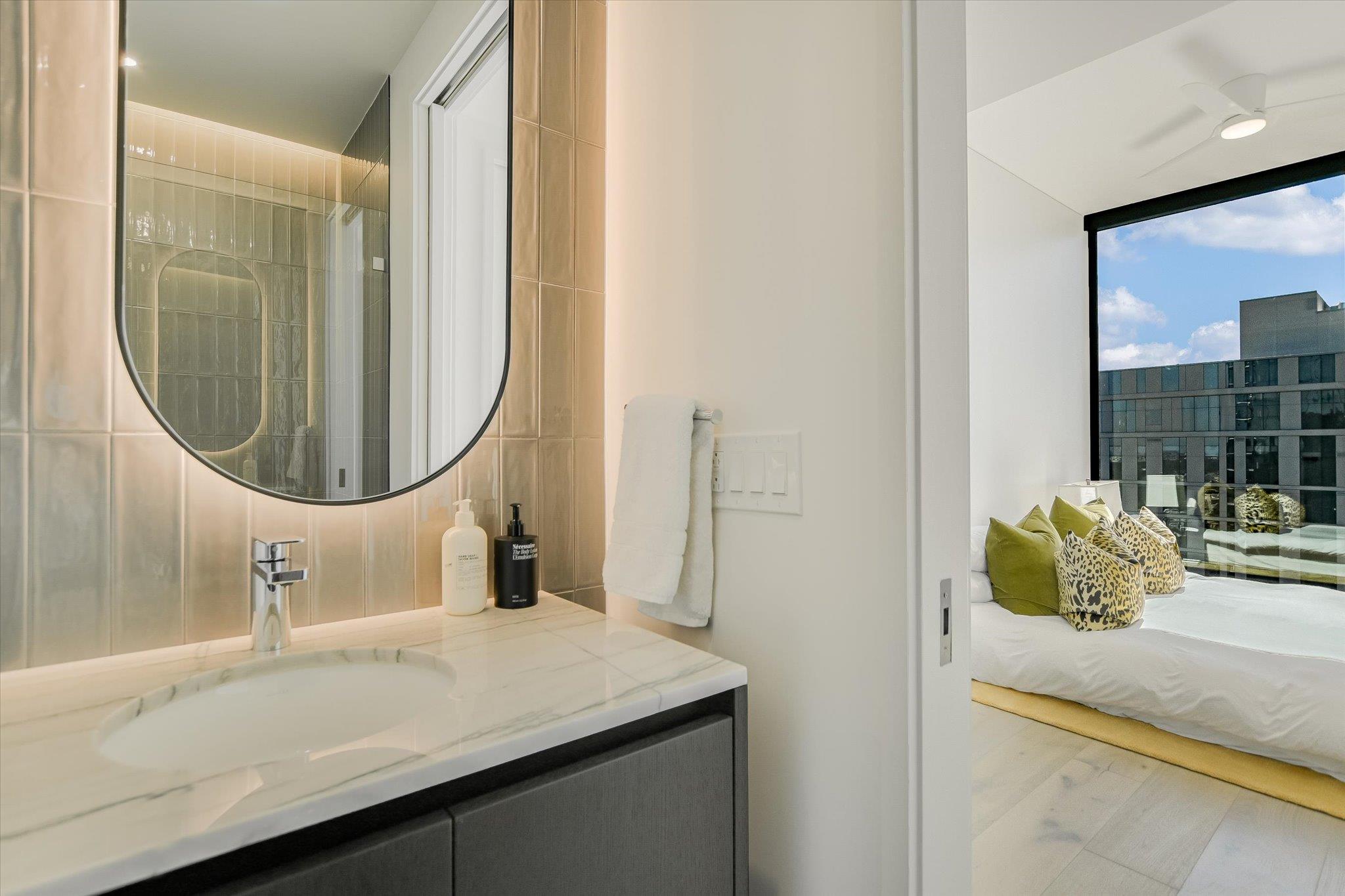 610 Davis St # 4603, Austin, TX 78701